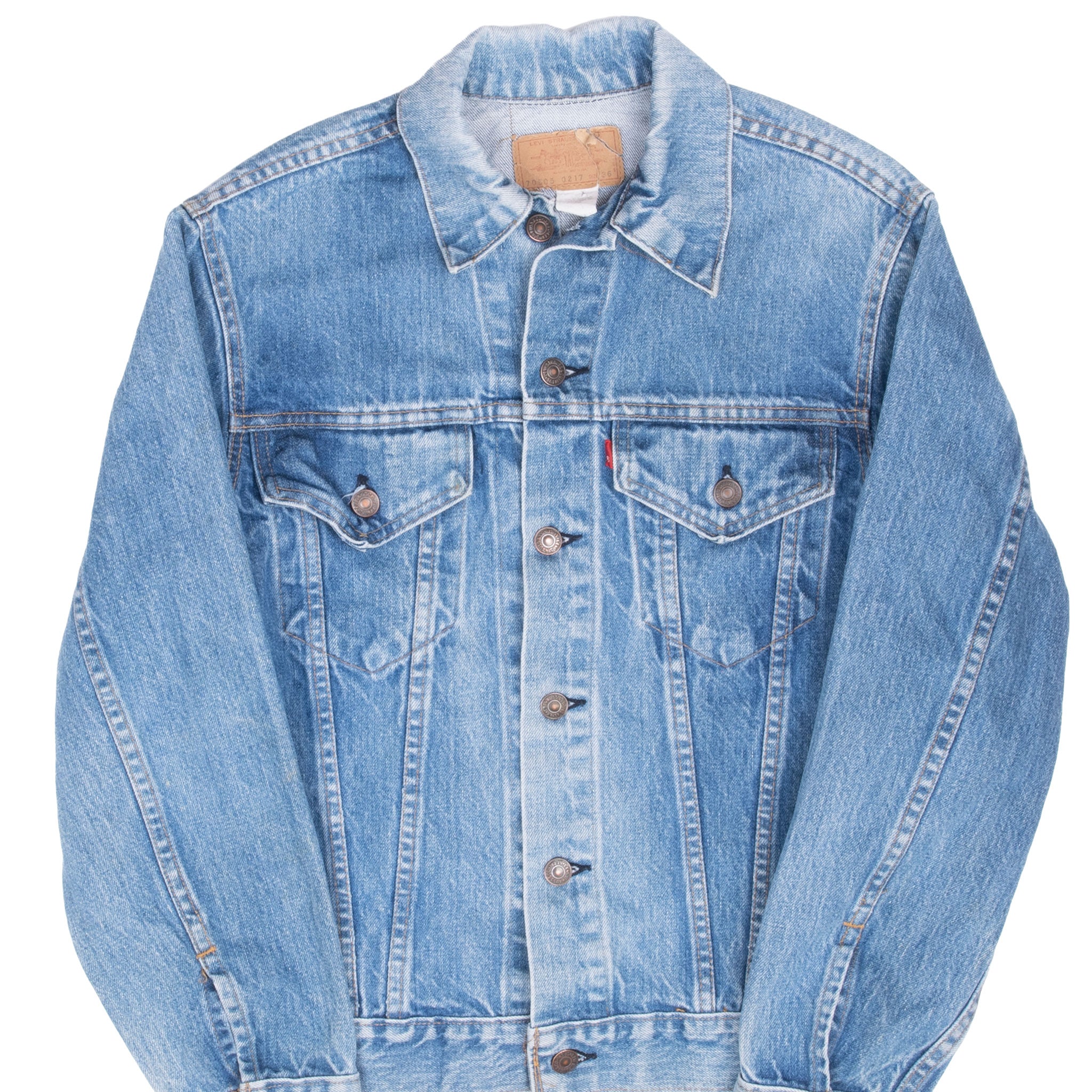 Beautiful Levis 1980S Type 3 Denim Jacket 2 pockets Single Stitch With a Medium Wash Made in USA. Back Button #52
70505 0217