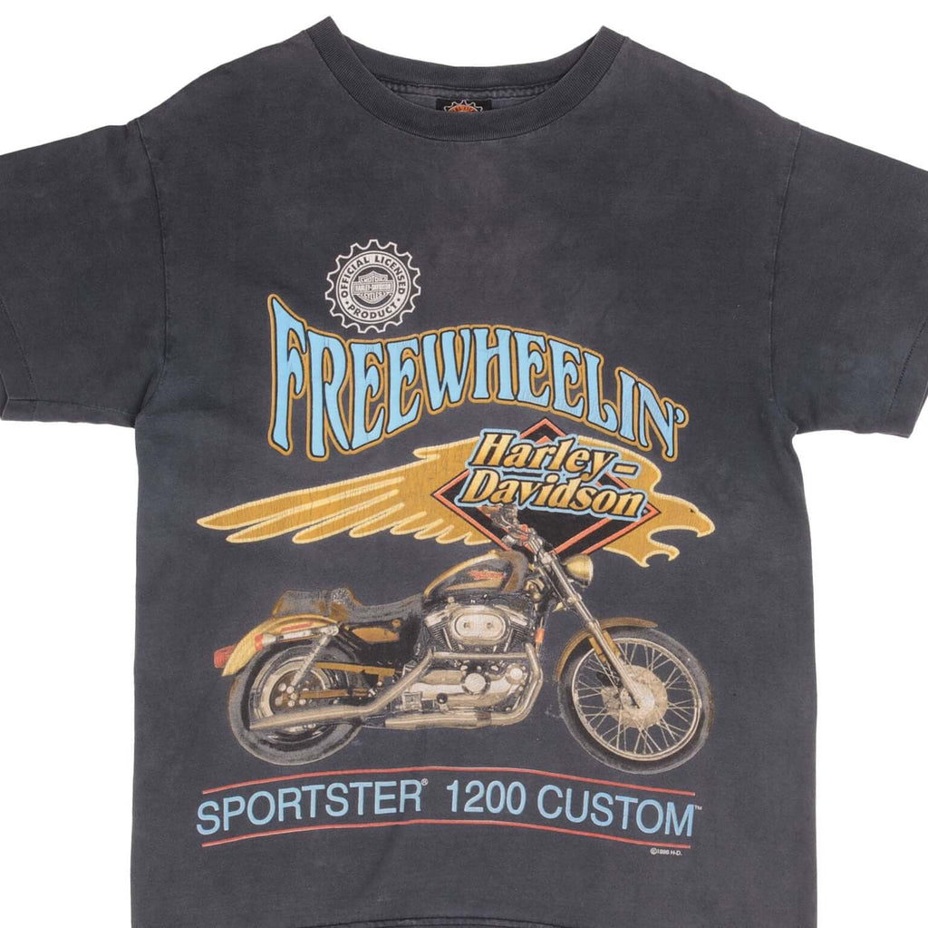 Vintage Harley Davidson Freewheelin' Sportster 1200 Custom Tee Shirt 1996 Size Medium Made In USA With Single Stitch Sleeves
