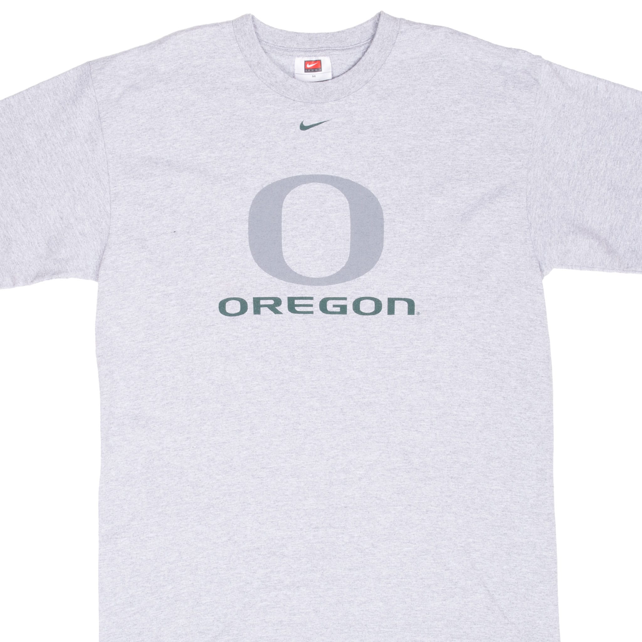 Front of gray Nike Oregon Ducks T-shirt with green swoosh, Oregon text, and gray O graphic