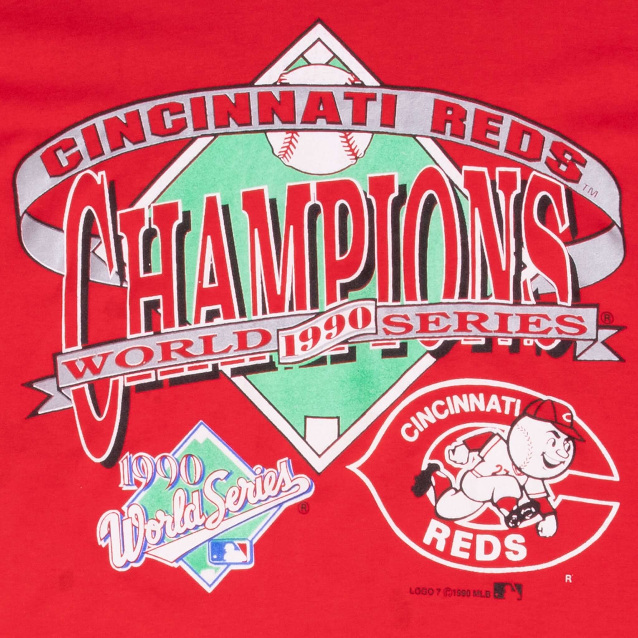 Vintage MLB Cincinnati Reds World Series Champions Tee Shirt 1990 Size Medium Made In USA With Single Stitch Sleeves