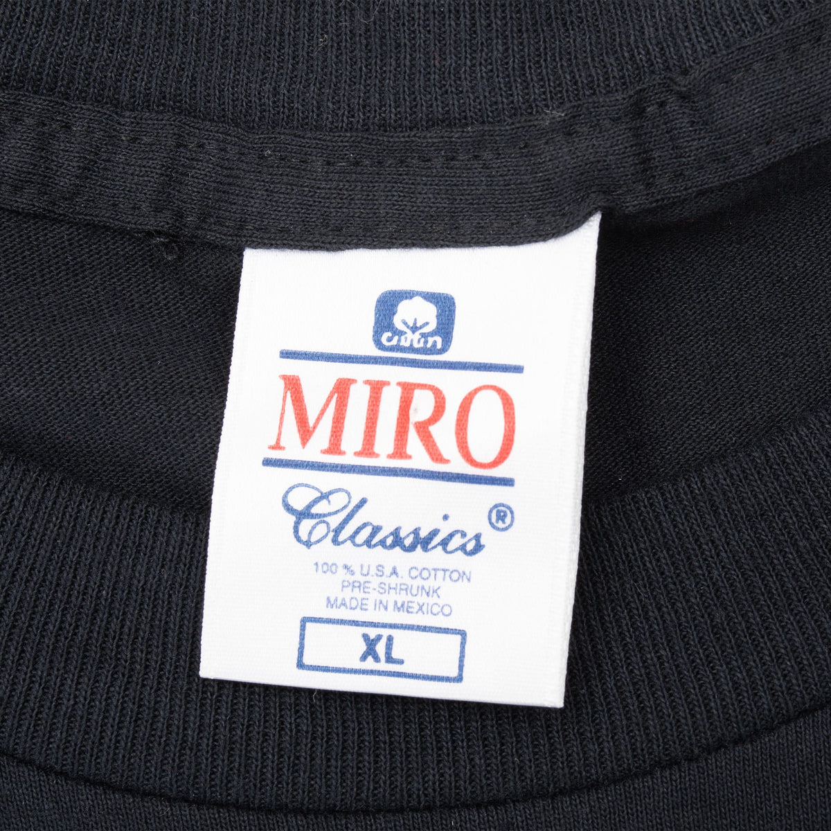 Miro Classics XL neck tag on black T-shirt