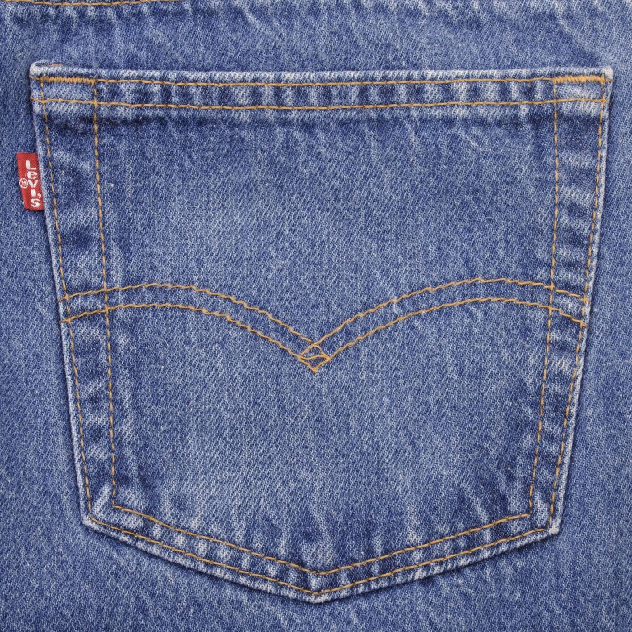 Beautiful Indigo Levis 501 Jeans 1980s Made in USA with Medium Wash Size on tag 36X30 Actual Size 35X27 Back Button #511