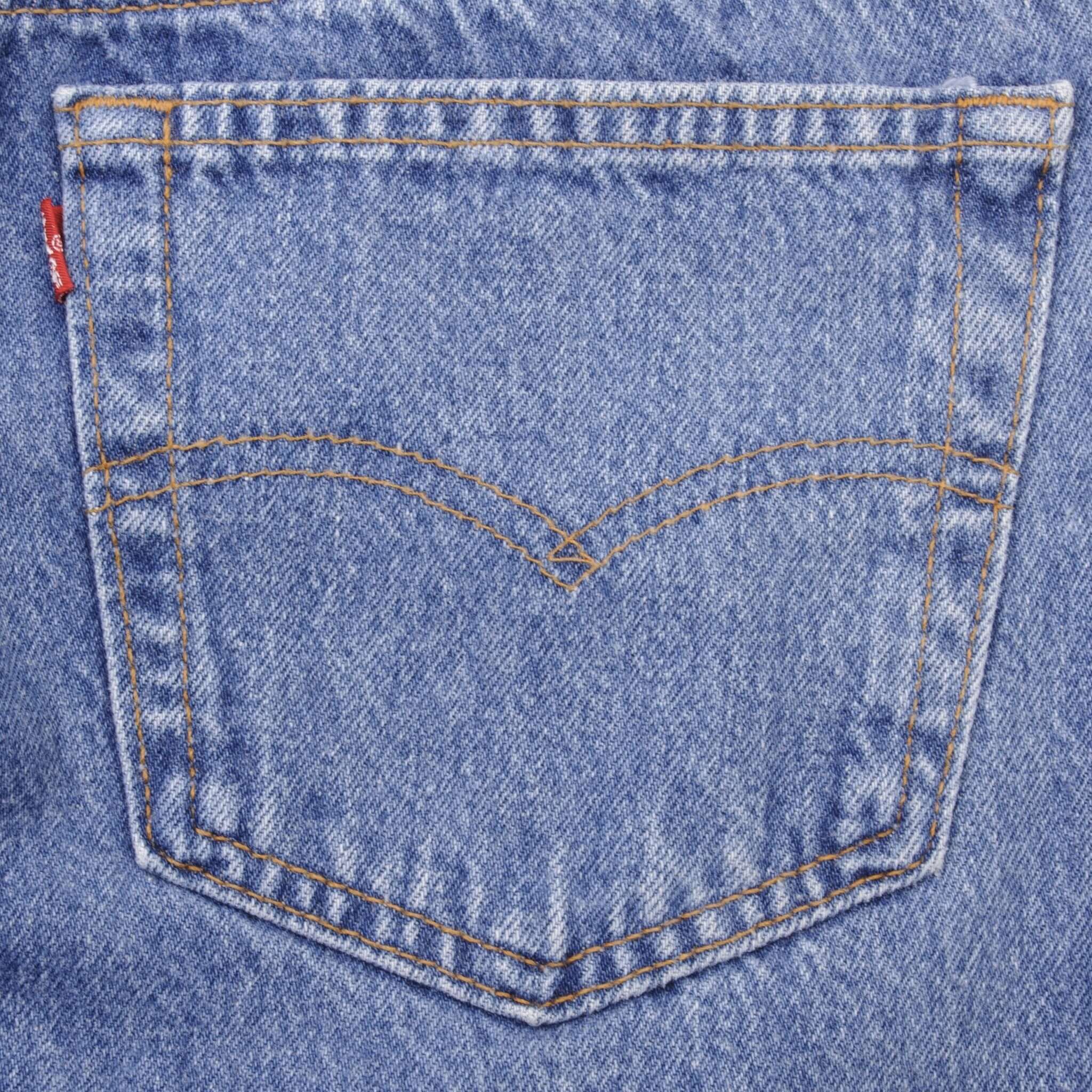 Beautiful Indigo Levis 501 Jeans 1980s Made in USA with Medium Wash Size on tag 32X36 Actual Size 30X36 Back Button #546