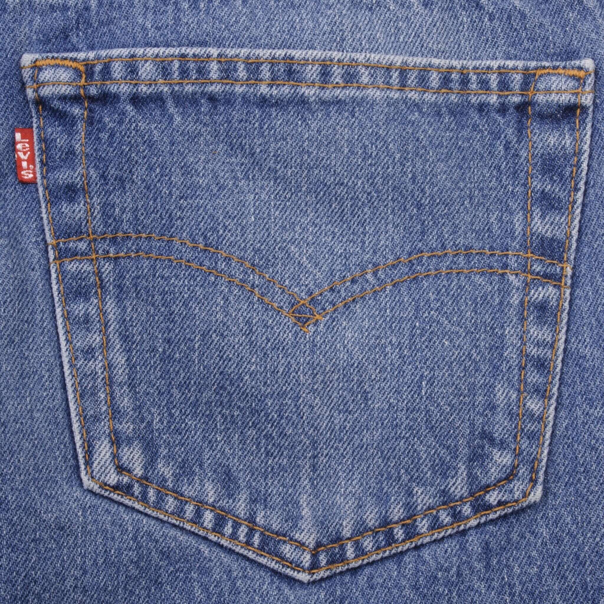 Beautiful Indigo Levis 501 Jeans 1980s Made in USA with Medium Wash Size on tag 32X38 Actual Size 31X34 Back Button #524