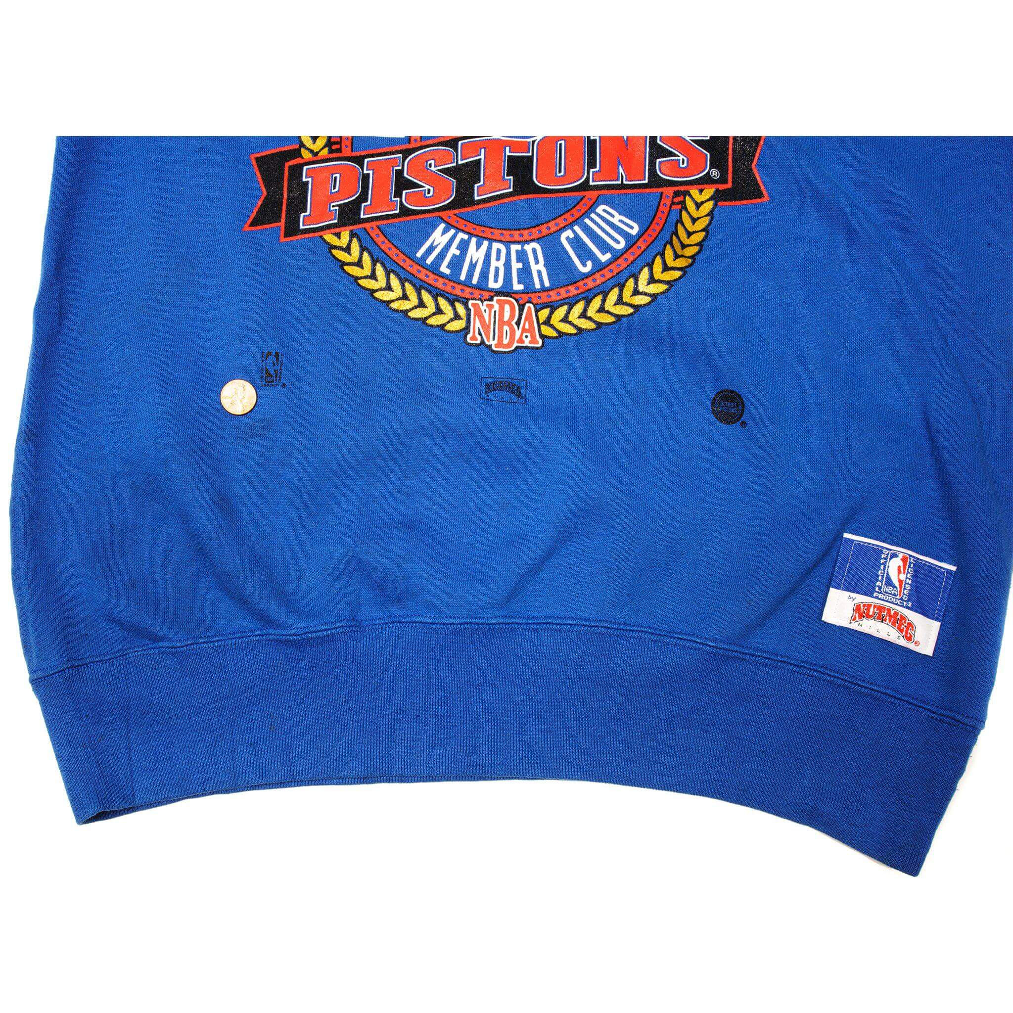 VINTAGE NBA DETROIT PISTONS SWEATSHIRT SIZE LARGE MADE IN USA