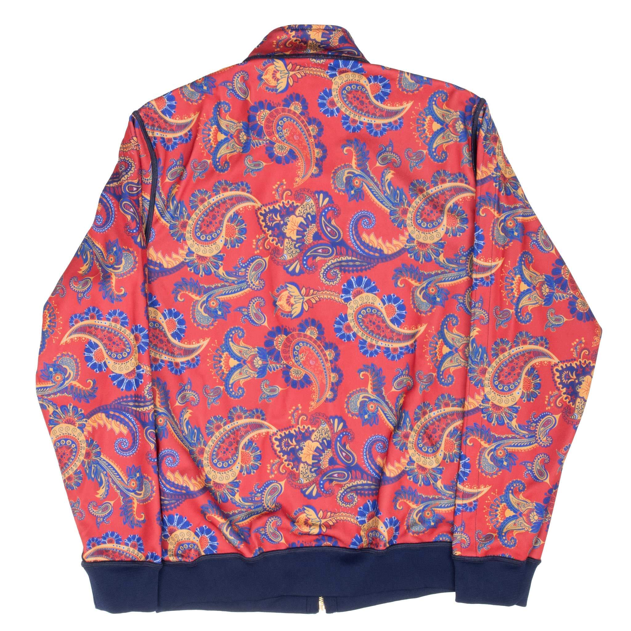 Special Edition Will Smith Bel-Air Athletics Box Size Large Deadstock
Included in the box:
Two Tee Shirts
Two Pairs of Socks
One Reversible Jacket
One Cap
One Hoodie
One Sweatpants
One Sports Bag
One Basketball
One Phone Ring