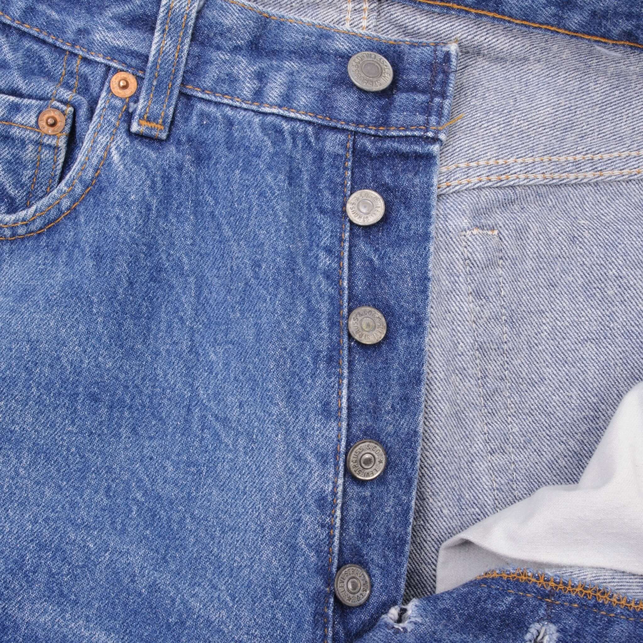 VINTAGE LEVIS 501 JEANS INDIGO 1980S SIZE W33 L32 MADE IN USA