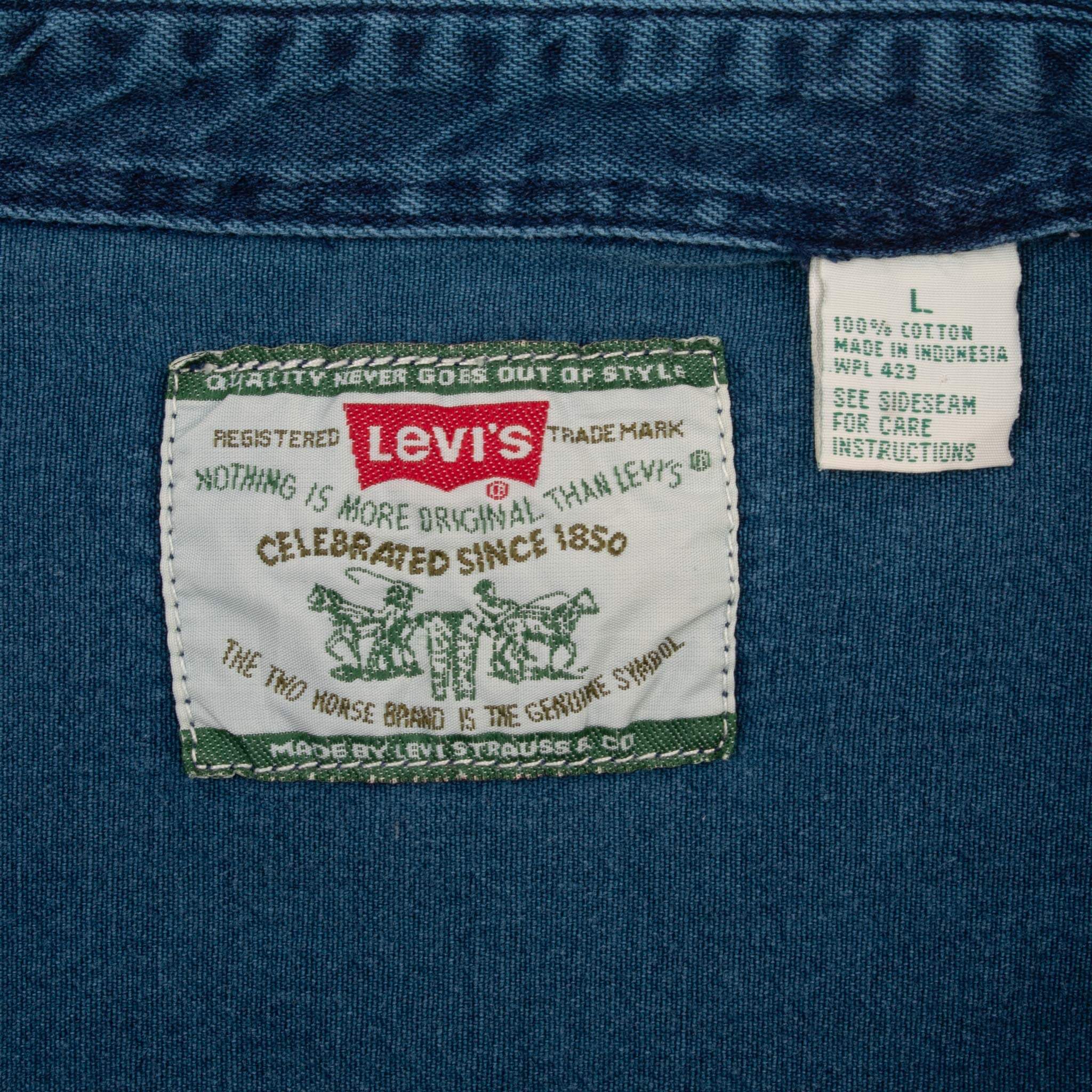 Vintage Levis Cyan Pocket Denim Shirt 1990S Size Large