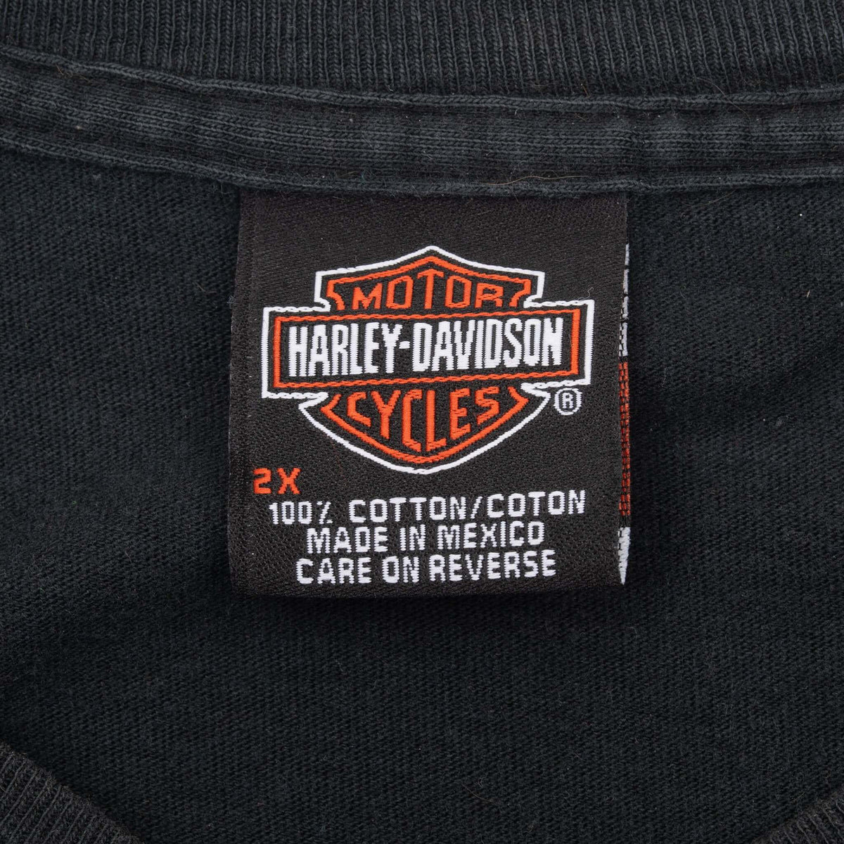 Harley-Davidson neck label showing 2X and 100% cotton