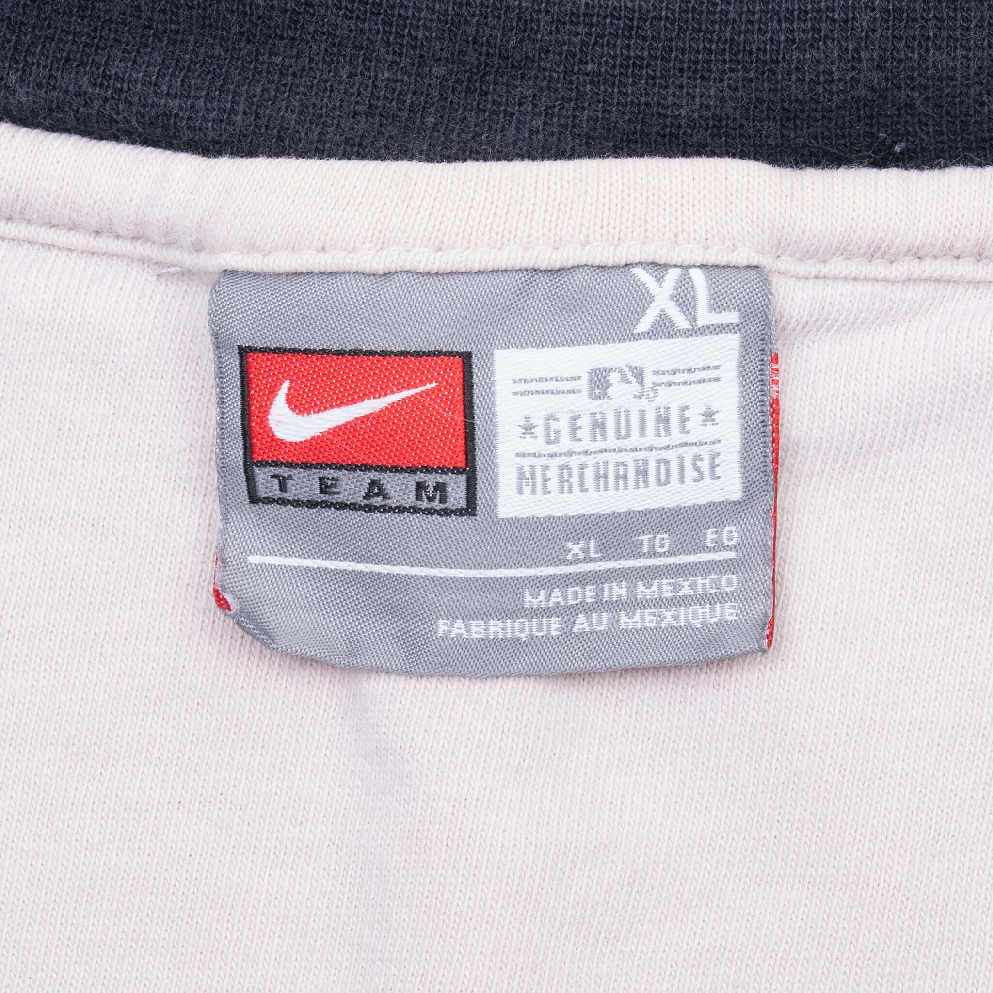 Vintage Nike Mlb White Sox Embroidered Tee Shirt 2000S Size XL