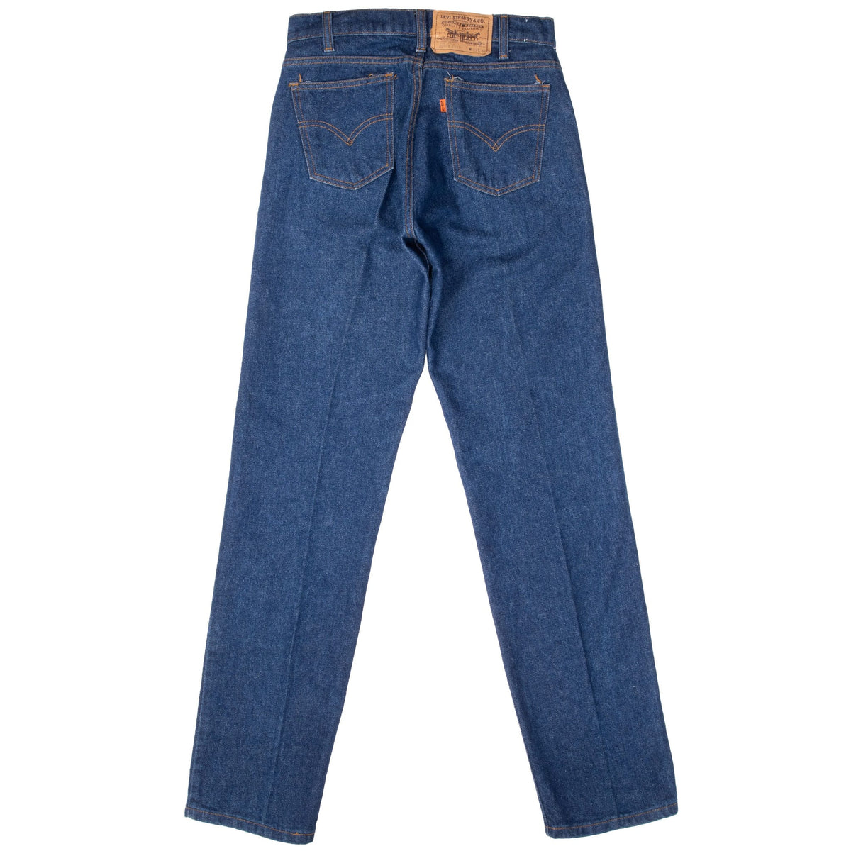 Beautiful Vintage Levis 517 Indigo Dark Wash Orange Tab Jeans 1980S Size 29X33 Made In Usa
Size On Tag 29X34 Actual Size 29X33
