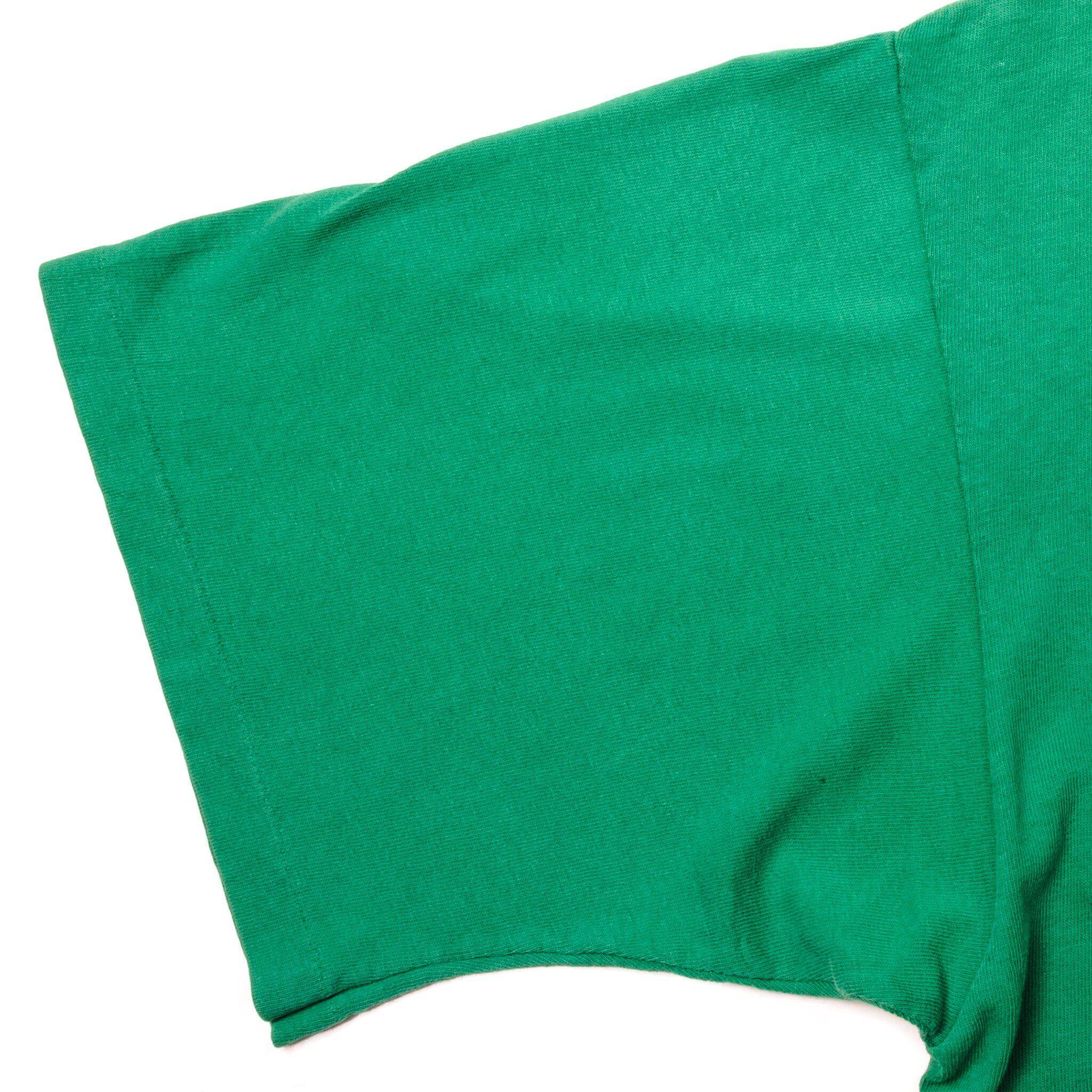 VINTAGE STARTER NBA BOSTON CELTICS TEE SHIRT SIZE XL MADE IN USA 1990S