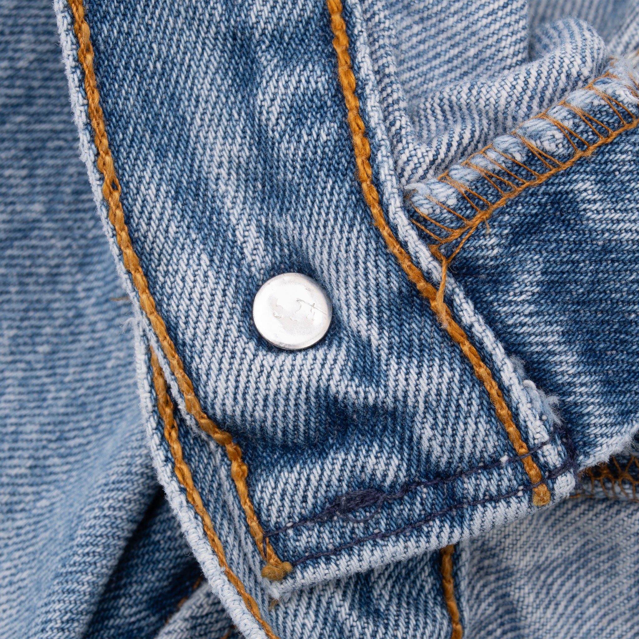 VINTAGE LEVIS 501 INDIGO BLUE JEANS 1990S SIZE 37X28 MADE IN USA