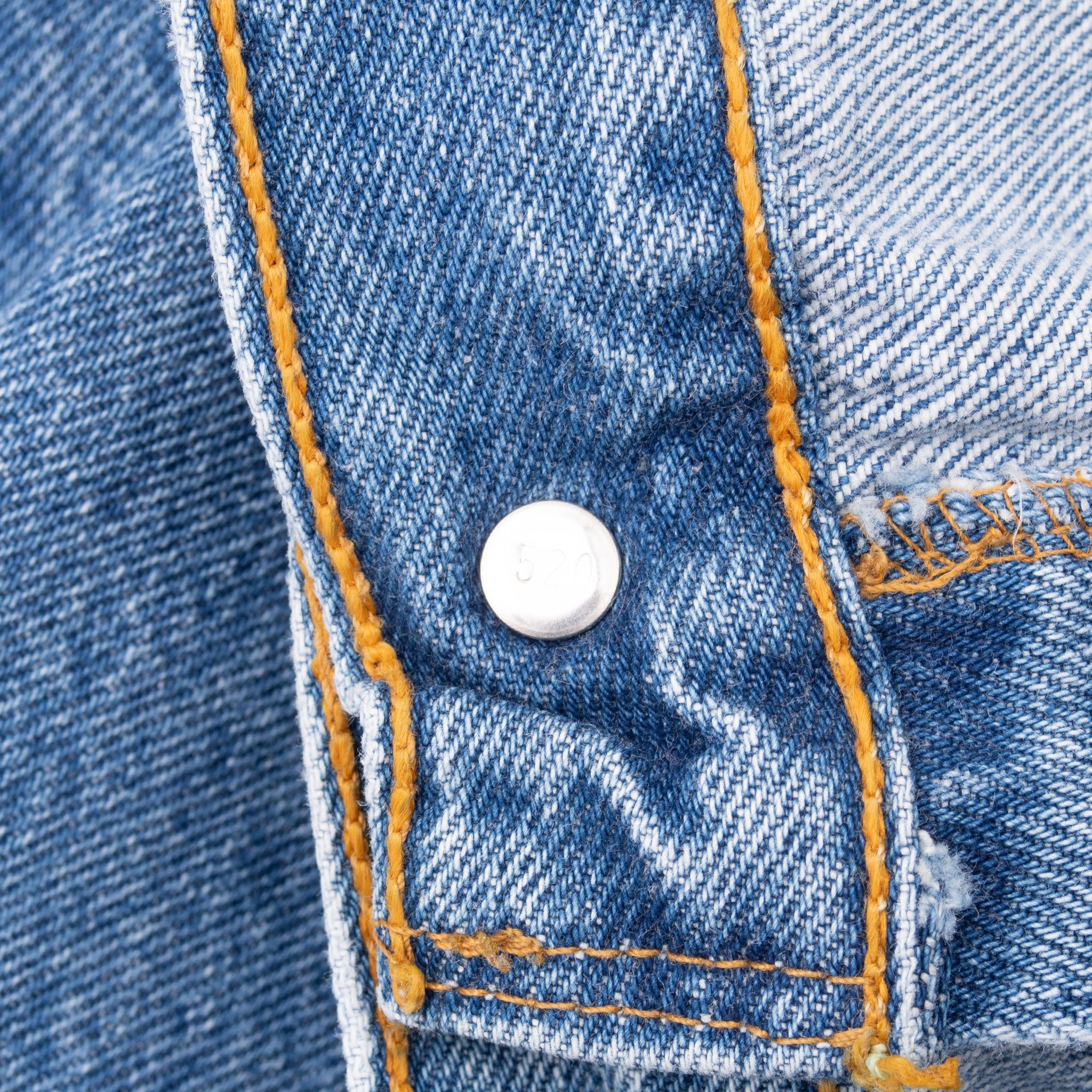 VINTAGE LEVIS 501 INDIGO BLUE JEANS 1990S SIZE 40X33 MADE IN USA