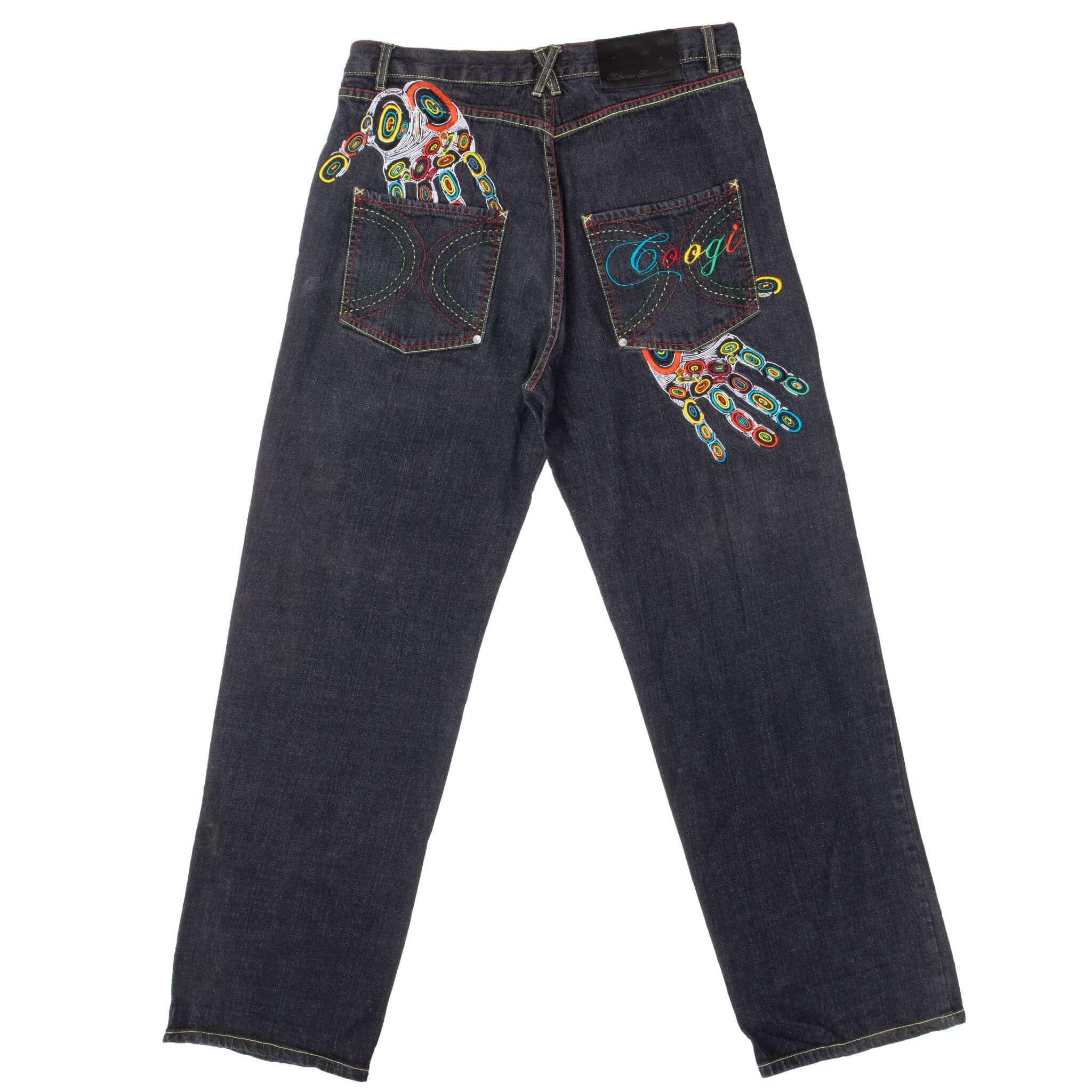 Vintage Coogi Embroidered Black Denim Jeans 2000S Size 35X33
Size on tag 36X33 Actual Size 35X33
