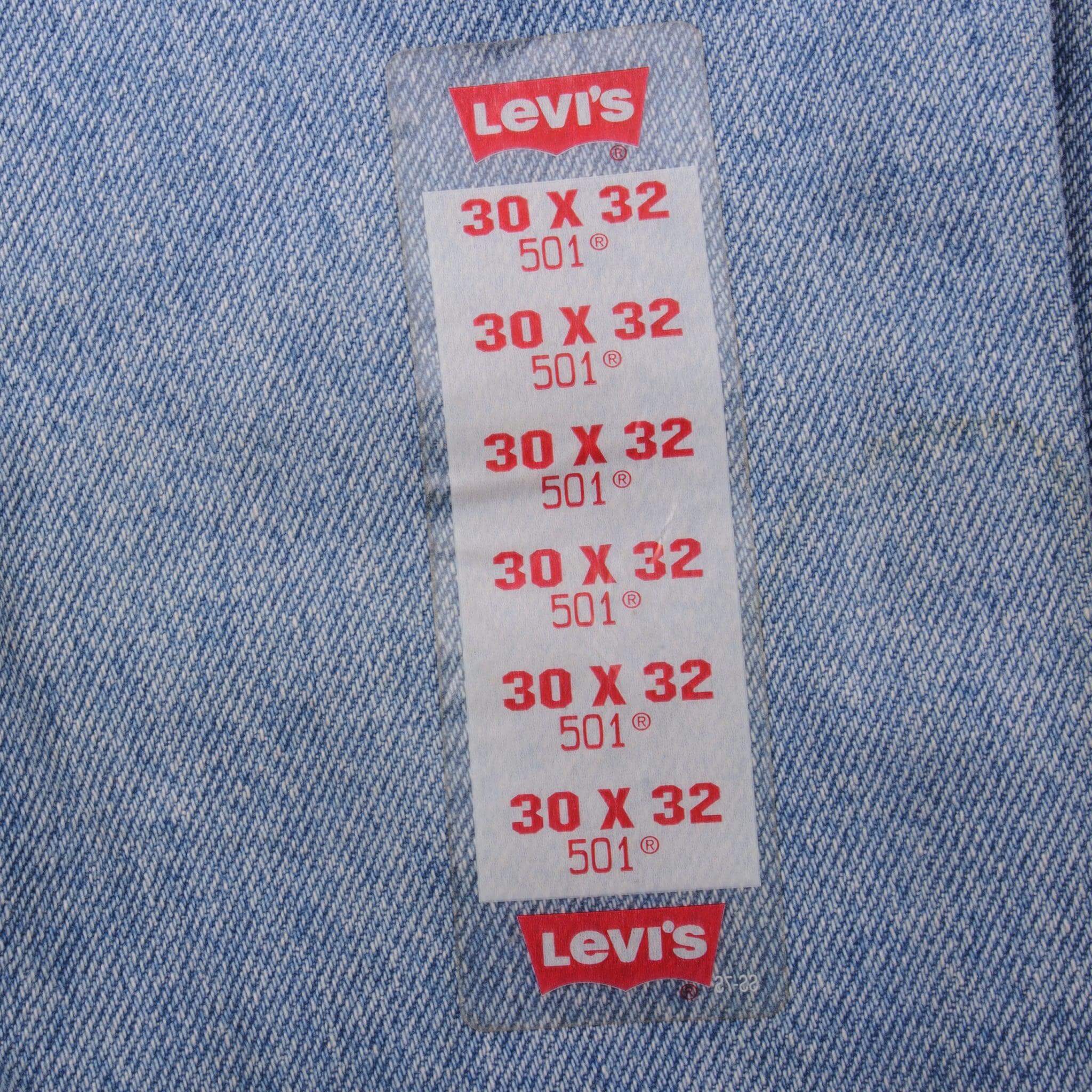 Beautiful Blue Levis 501 Jeans 1993 Size on Tag 30X32 Back Button #913