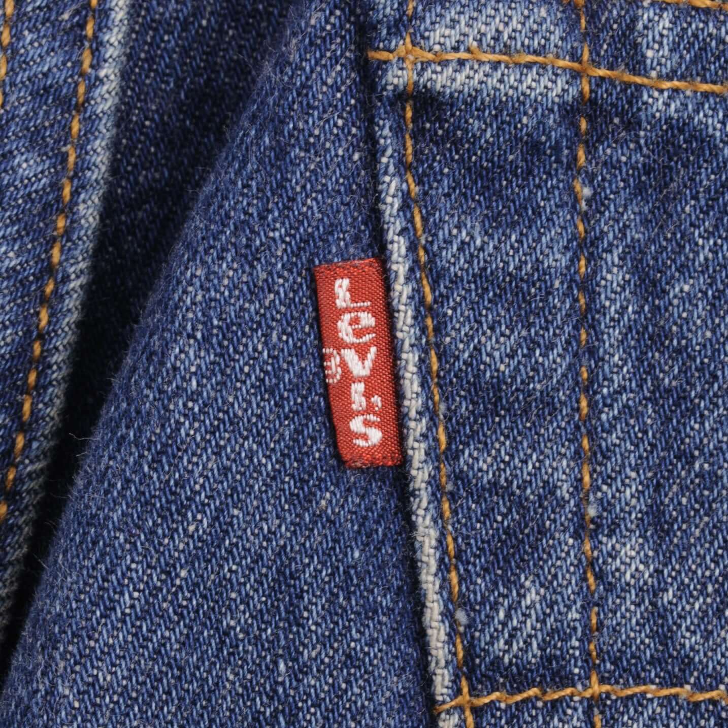 VINTAGE LEVIS 501 INDIGO JEANS 1990S SIZE 32X32 MADE IN USA