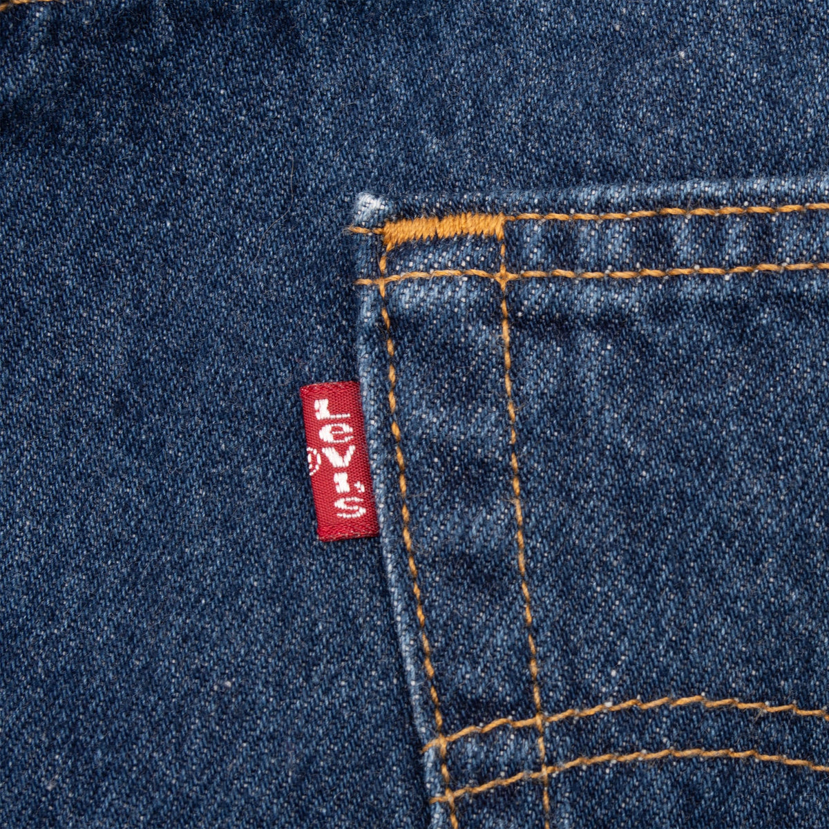 Beautiful Indigo Levis 501 Jeans 1990s Made in USA with Medium Dark Wash.
Size on tag 36X30 Actual Size 35X30
Back Button #553