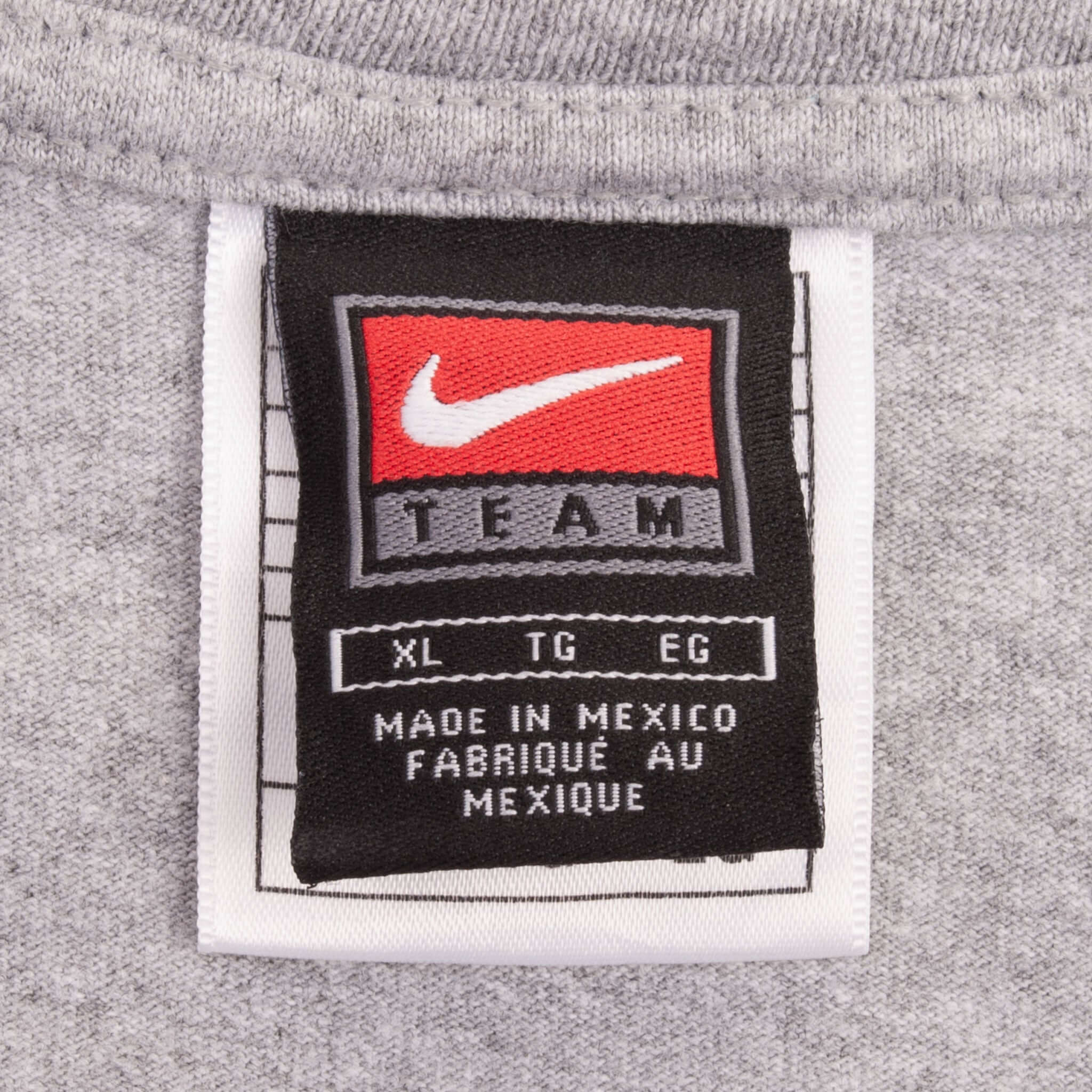 Vintage Nike NBA Los Angeles Lakers 1990s Nike Team Grey Tee Shirt Size XL