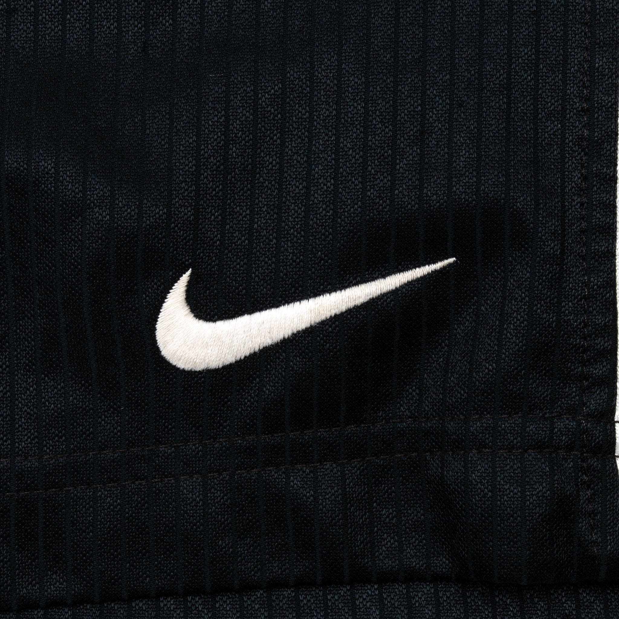 Vintage Nike Swoosh Black Basketball Shorts 2000S Size Large