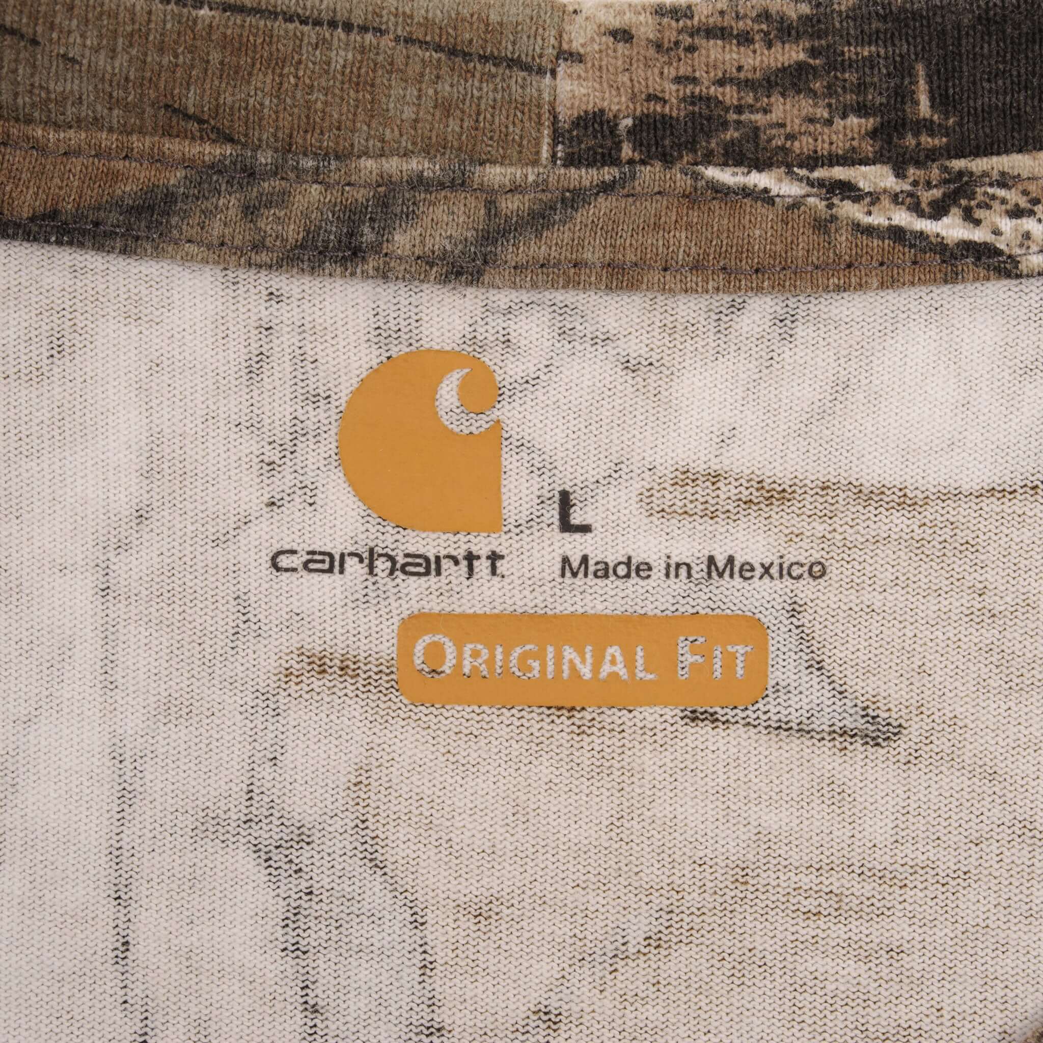 Vintage Carhartt Hunting Realtree Xtra Camo Long Sleeve Pocket Tee Shirt Size Large