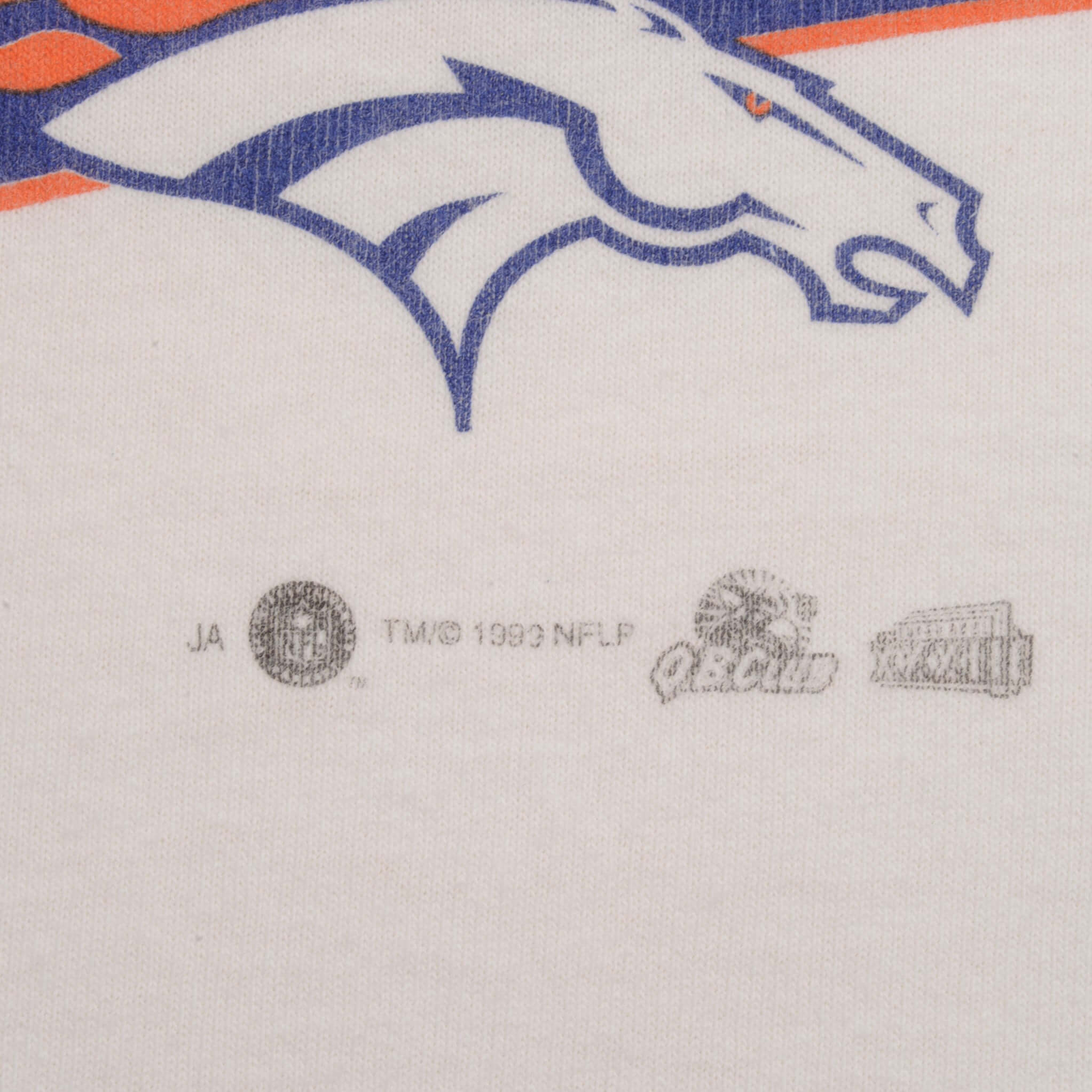 Vintage Nfl Denver Broncos Super Bowl Champions XXXII Back To Back 1999 Tee Shirt Size Large