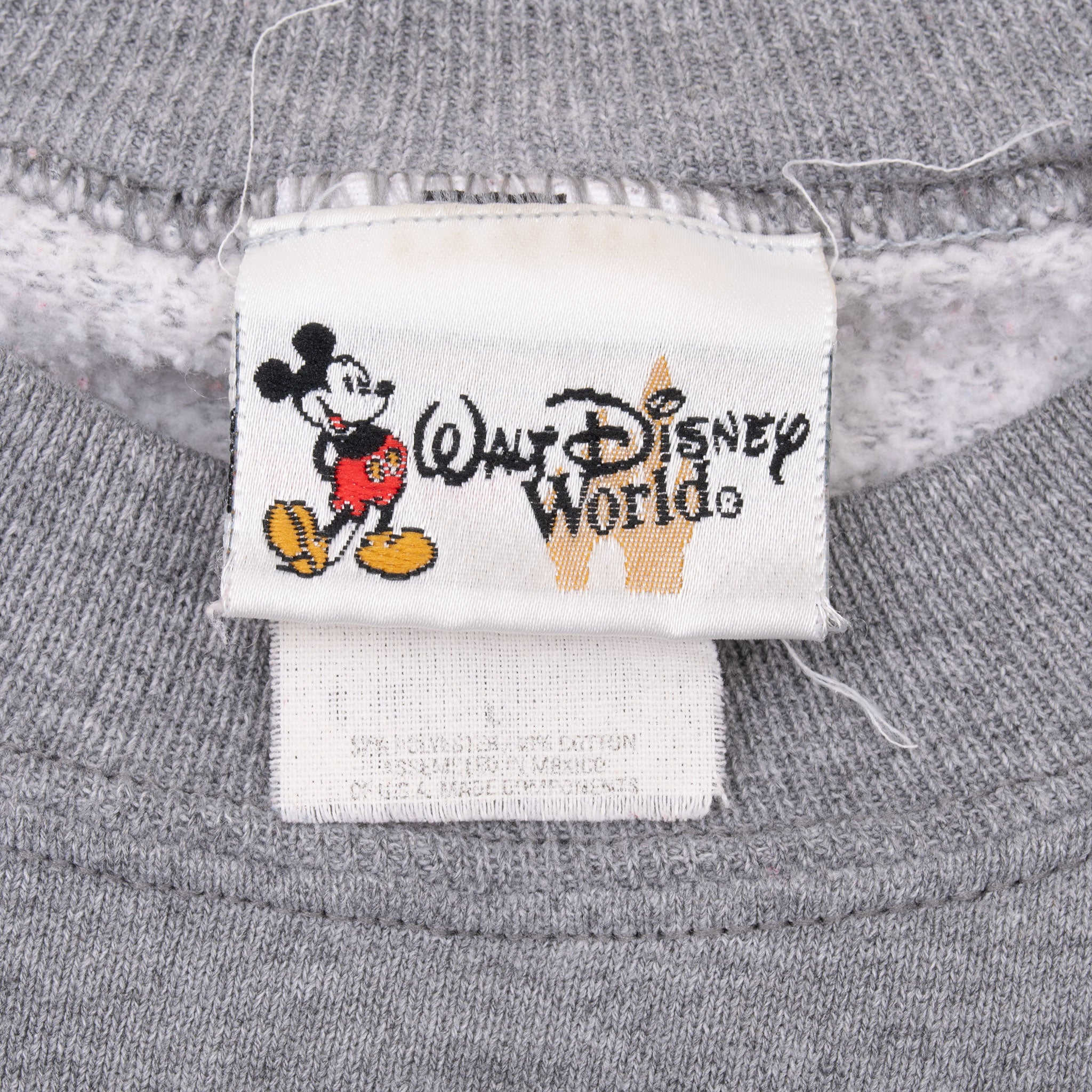 VINTAGE DISNEY MGM STUDIO MICKEY MOUSE SWEATSHIRT 2000 LARGE