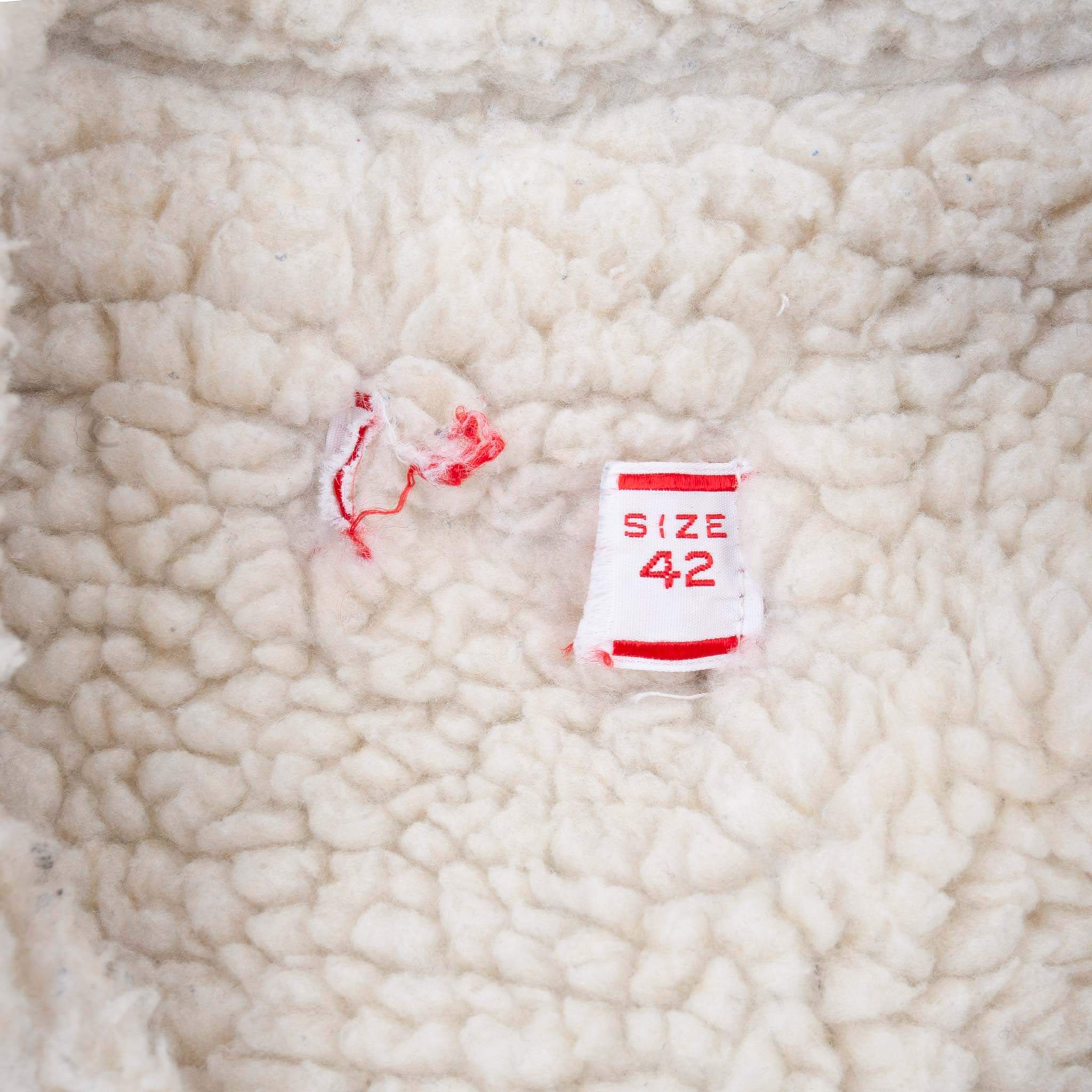 Vintage Levis Sherpa Trucker Denim Jacket Medium Wash Clean 1970s Size 42 Made In USA