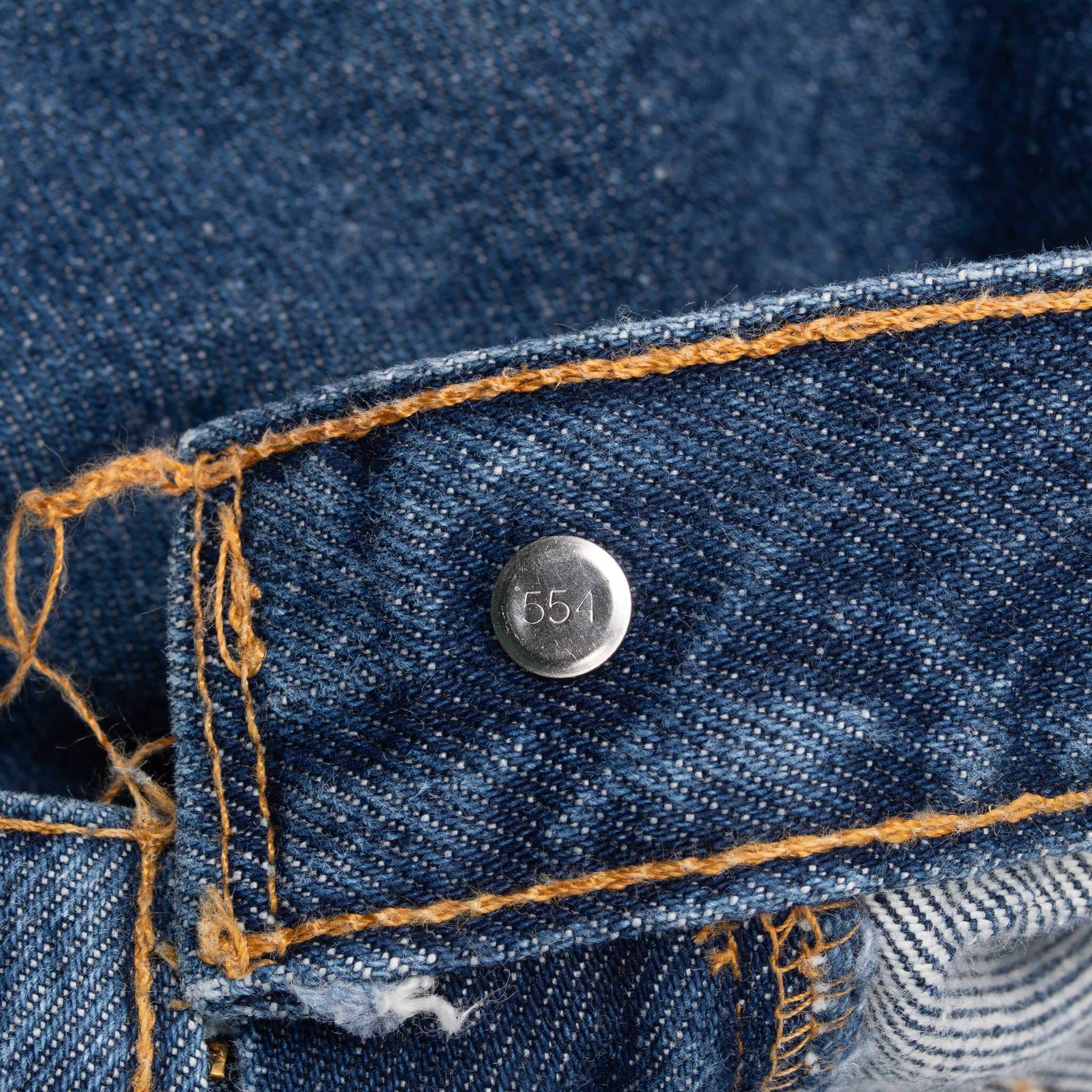 Vintage Levis 517 Bootcut Blue Jeans Indigo 1980S Size 32X33 Made In Usa With A Medium Dark Wash
Size On Tag 33X34 Actual Size 32X33
Back Button #554