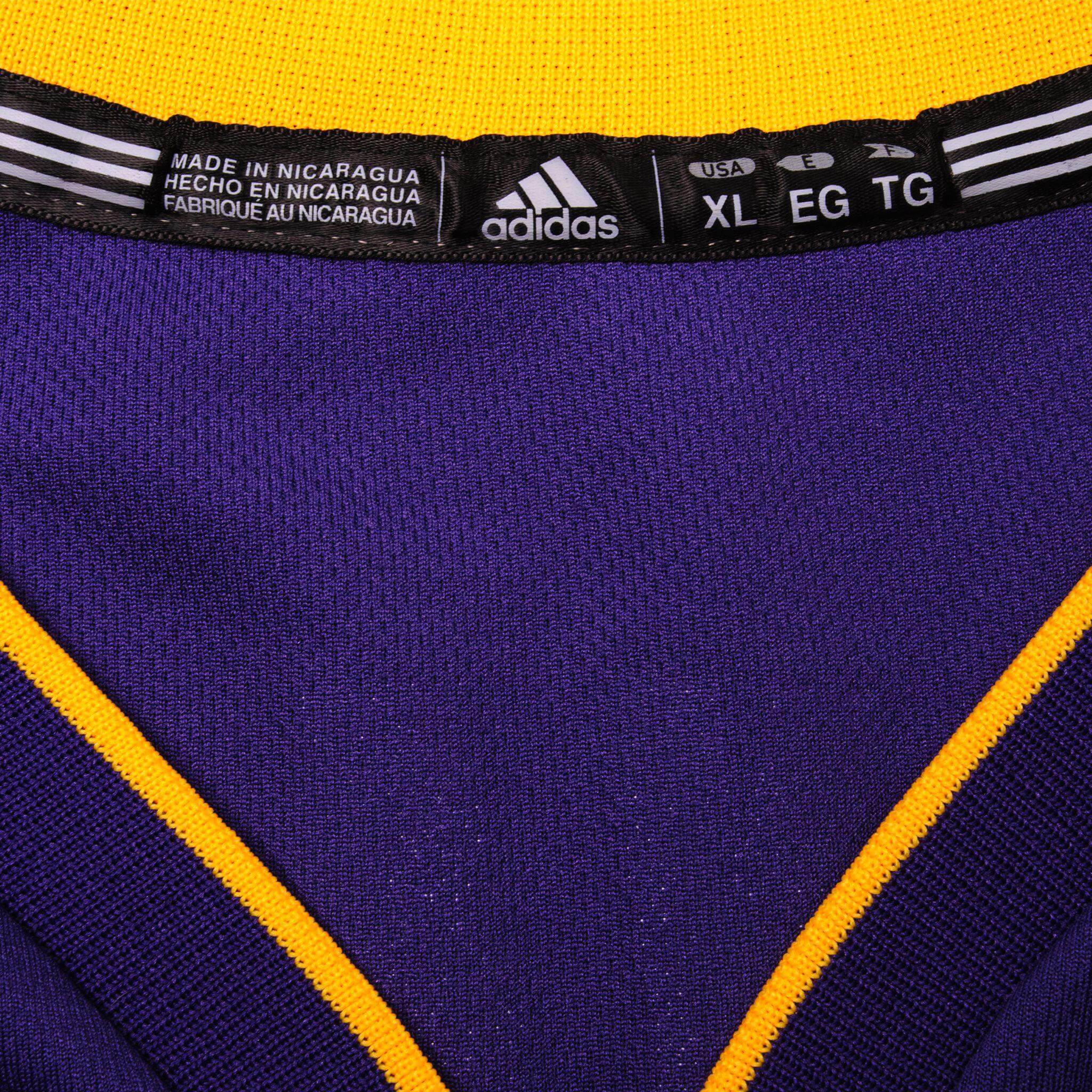 Vintage Label Tag Adidas 2000s