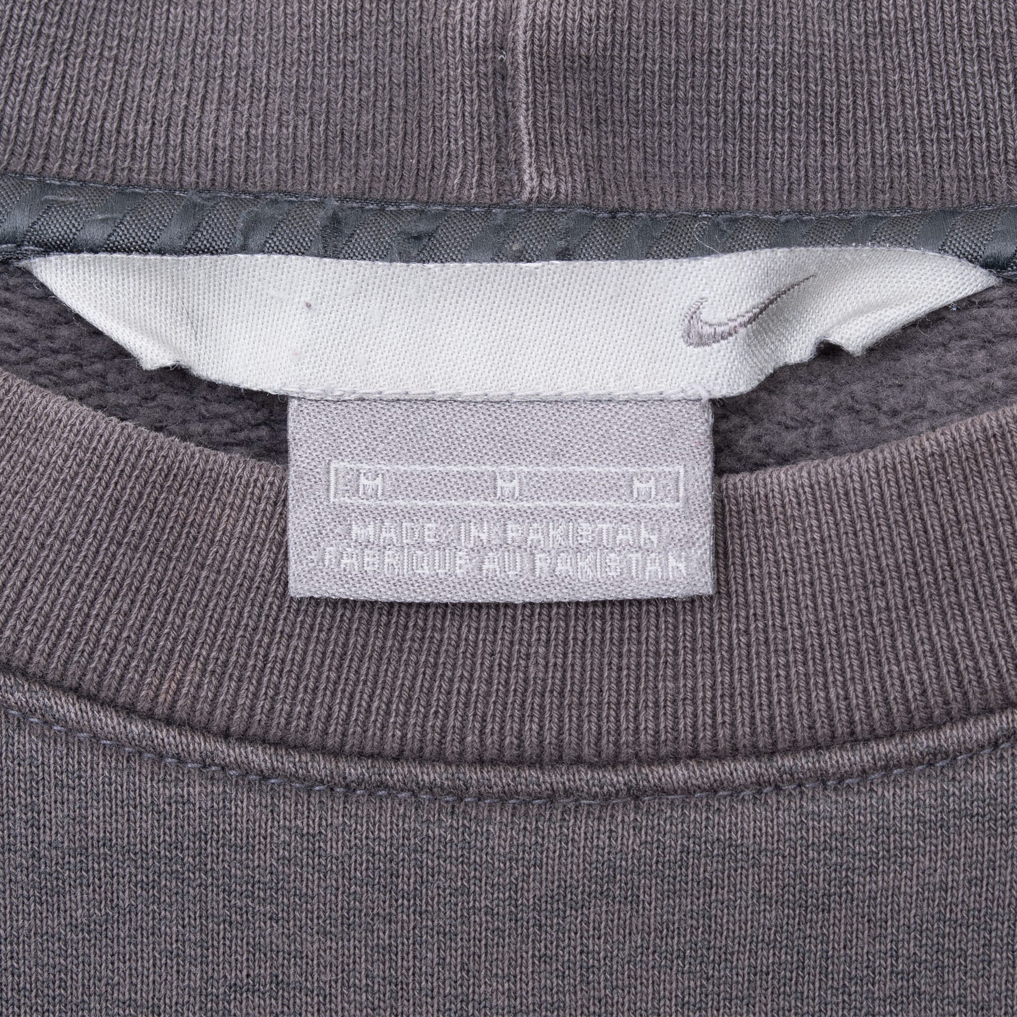 Vintage Nike Spellout Swoosh Dark Grey Sweatshirt 2000S Size Medium