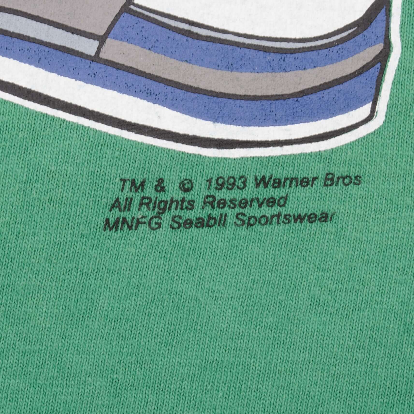 Vintage Georgetown University Hoyas Looney tunes With Taz and Bugs Bunny 1993 Tee Shirt Size Large Made In Usa