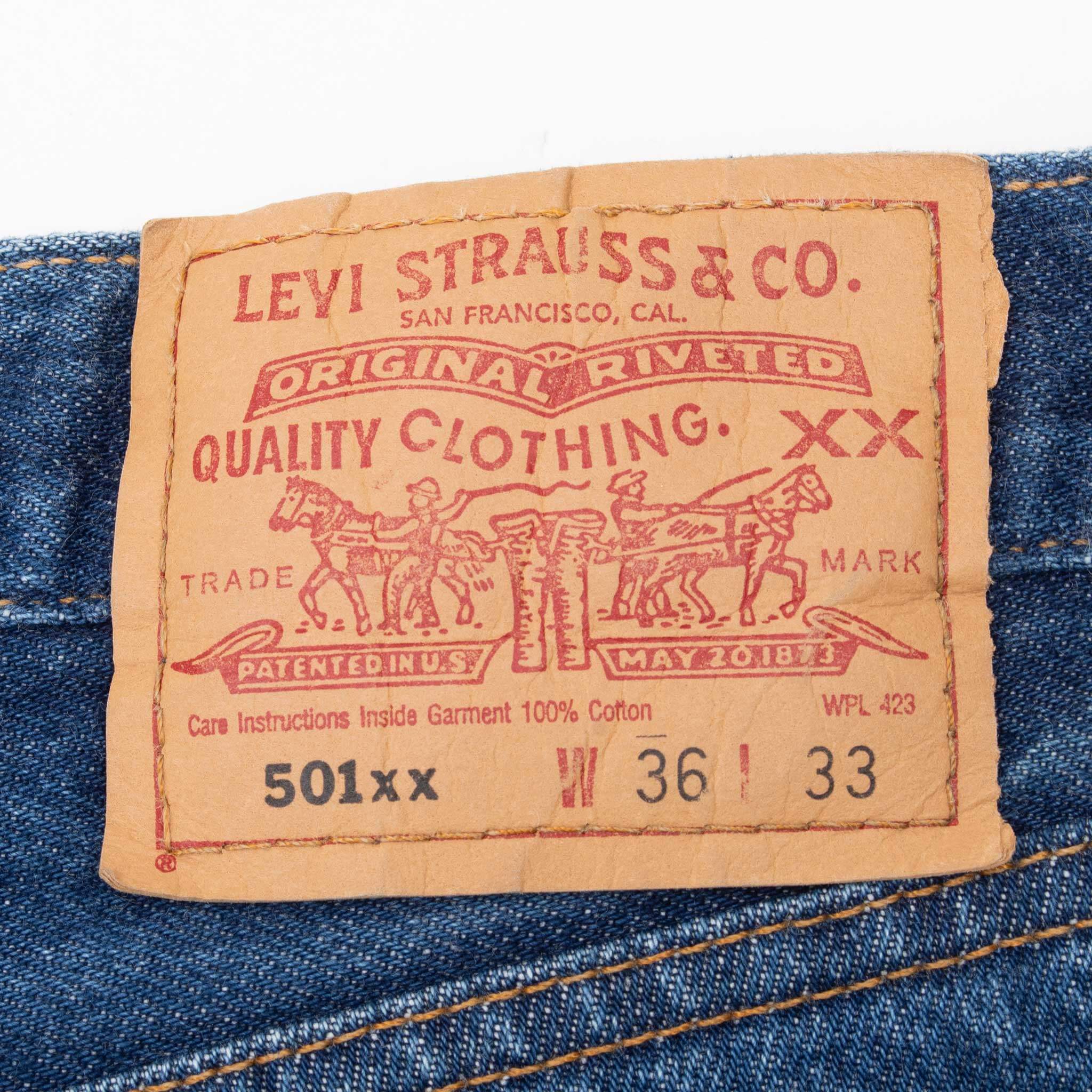 VINTAGE LEVIS 501 INDIGO BLUE JEANS 1990S SIZE 32X29 MADE IN USA