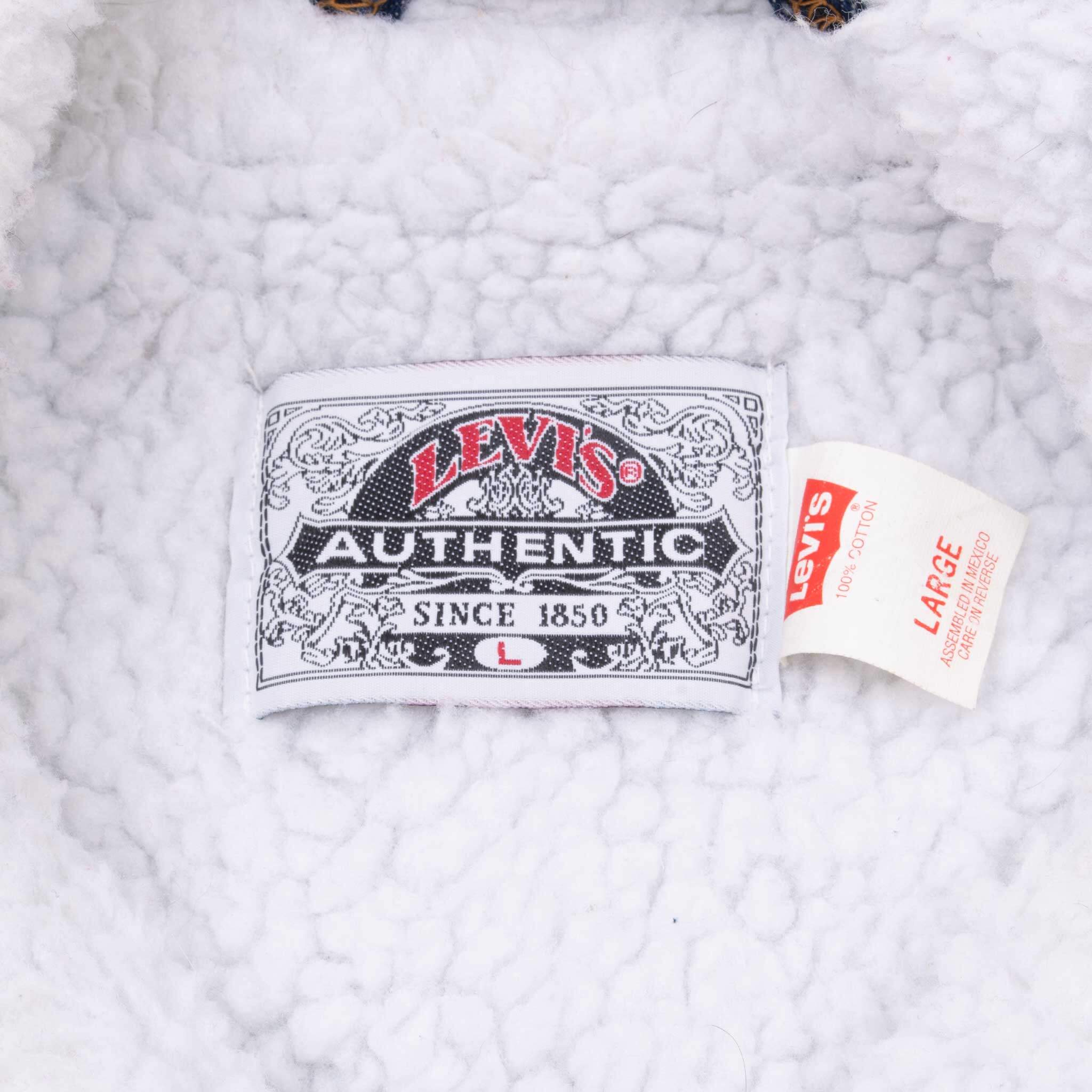 Vintage Levis Sherpa Triumph Patch Trucker Denim Jacket 1990S Size Large