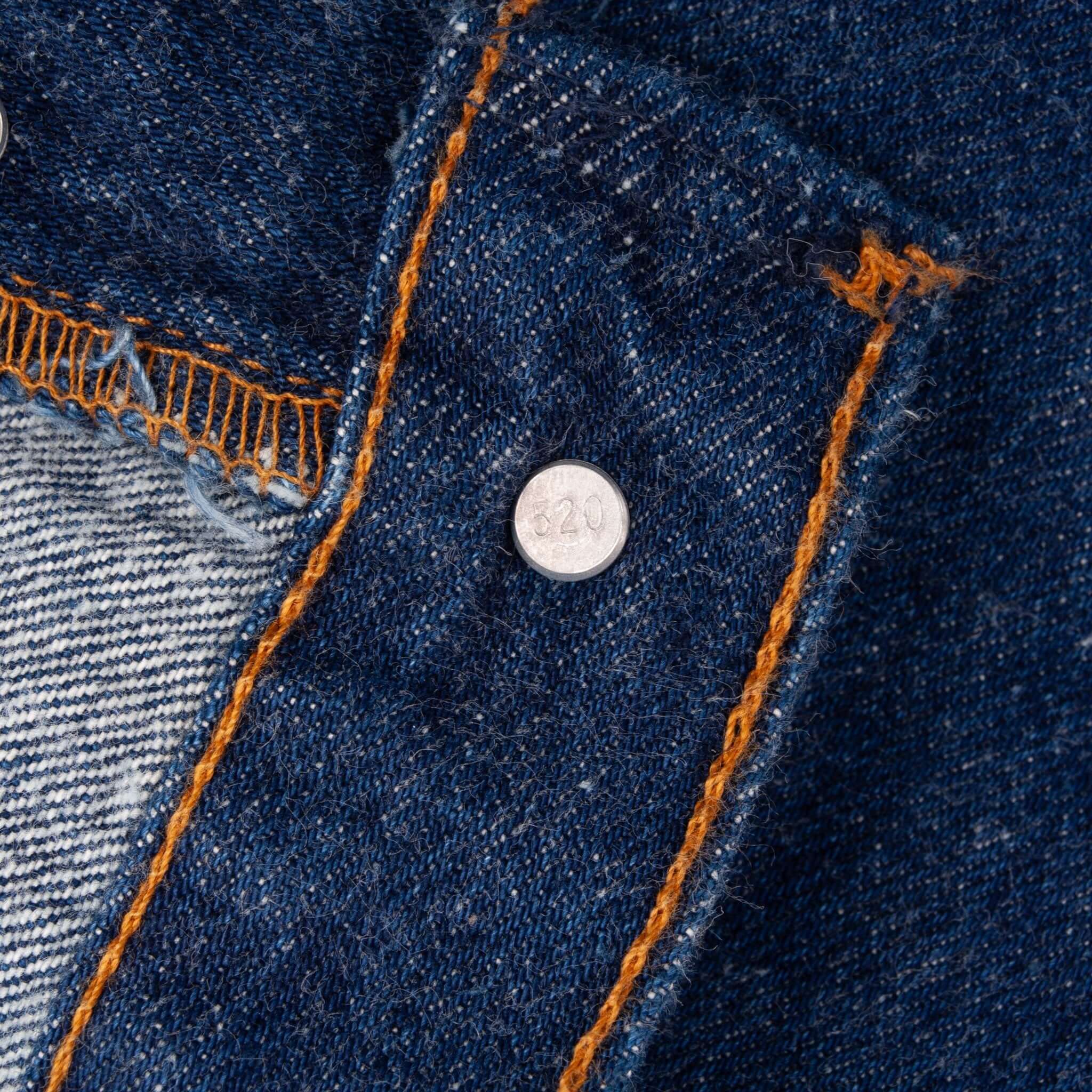 Vintage Levis 501 Indigo Dark Wash Jeans 1980S Size 40X28 Made In Usa
Size On Tag 40X32 Actual Size 40X28 (Unstitched hem)
Back Button #520