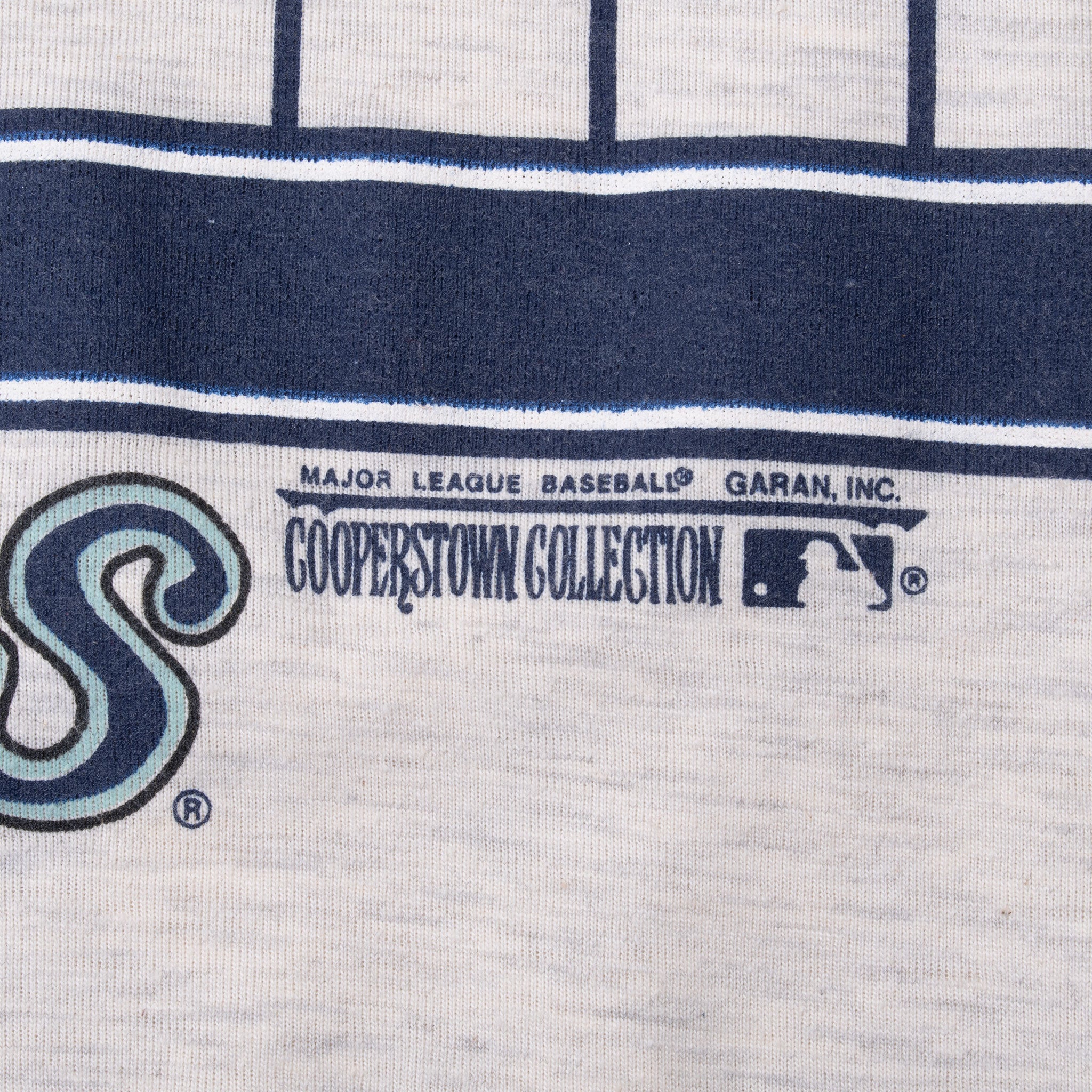 Vintage Mlb New York Yankees All Over Print Tee Shirt 1980S Size Large Made In Usa With Single Stitch Sleeves