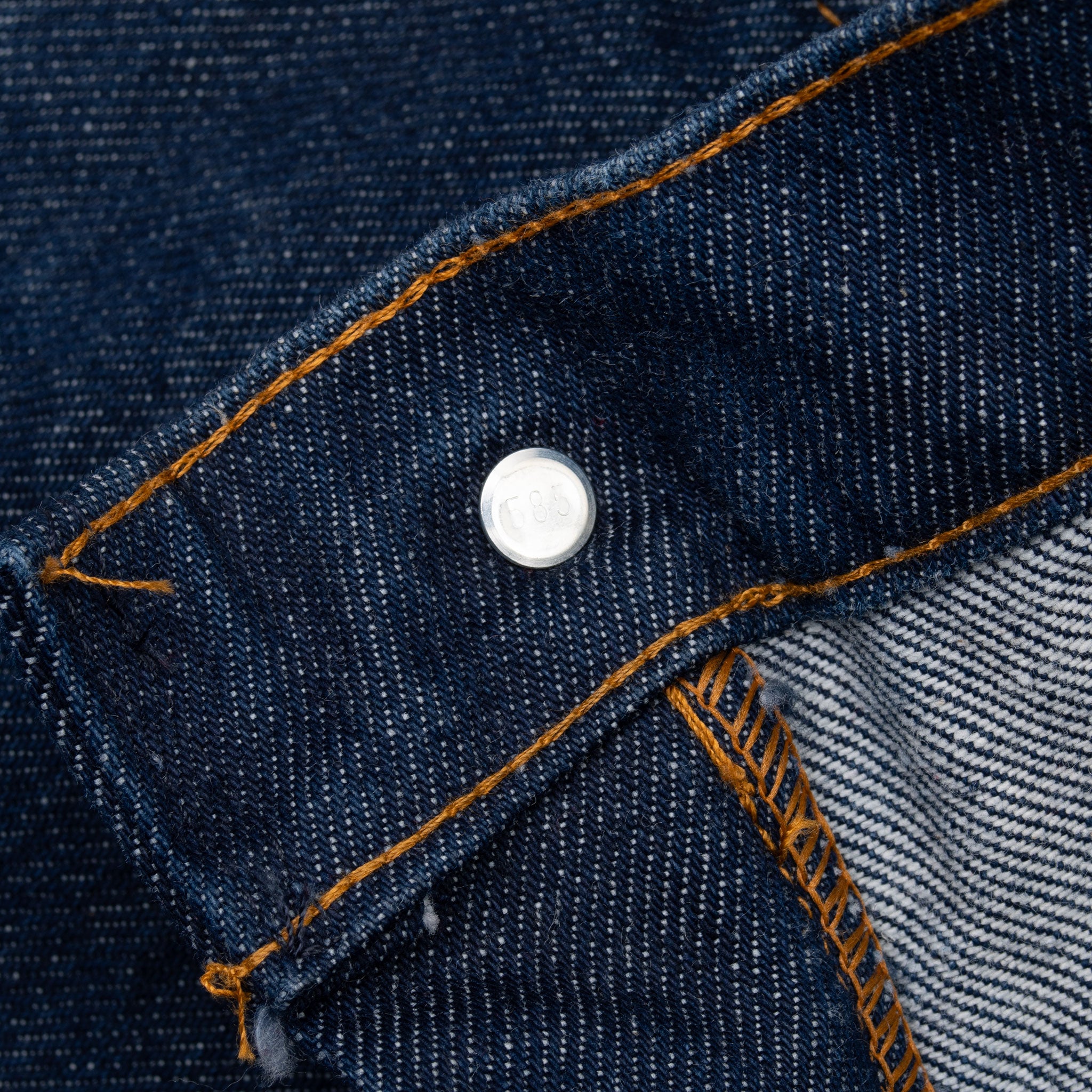 Vintage Levis 517 Orange Tab Dark Wash Indigo Jeans 1980S 37X36 Made In Usa
Size on tag 38X36 actual Size Is 37X36
Back Button #585