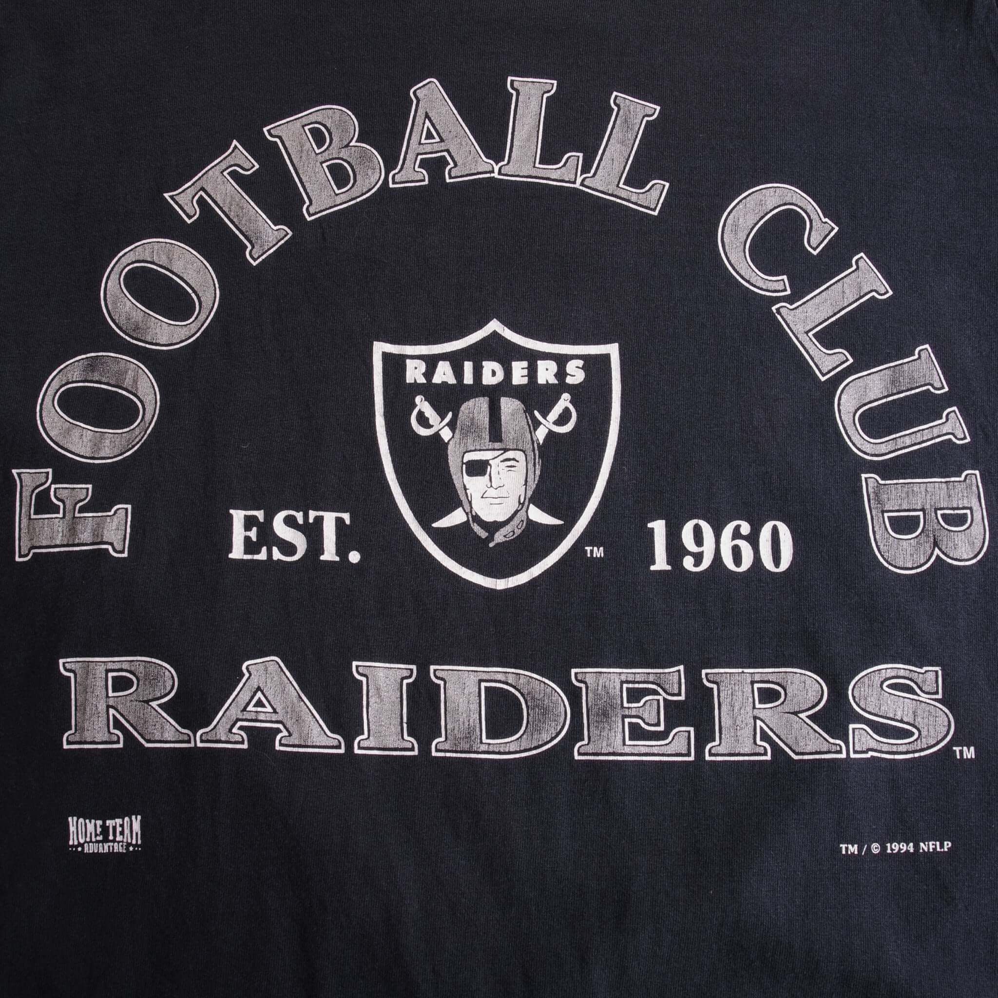 Vintage NFL Football Club Los Angeles Raiders Tee Shirt 1994 Size M Made In USA With Single Stitch Sleeves