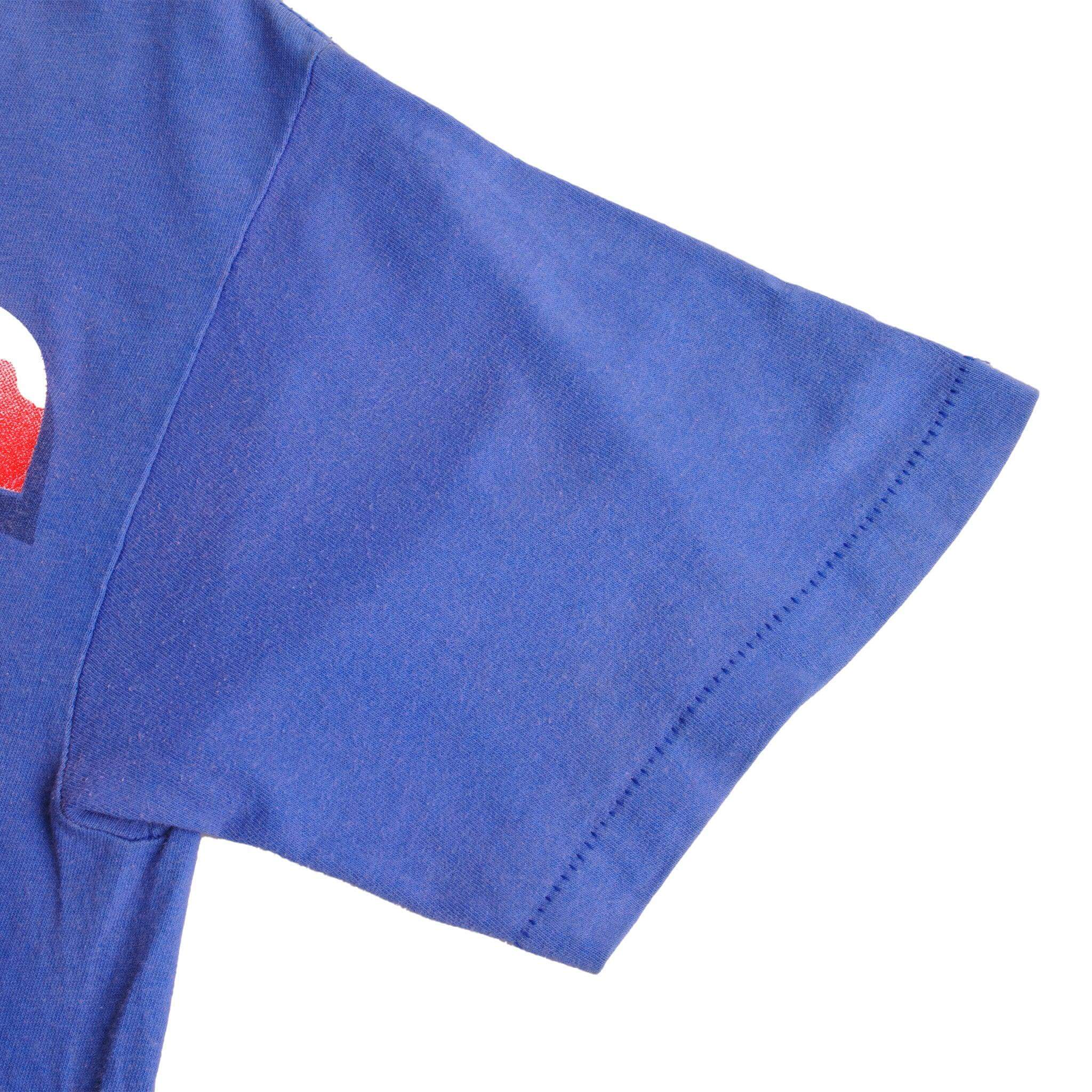 Vintage National Football League New York Giants Riddell Tee Shirt 1991 Size Medium Made In USA With Single Stitch Sleeves.