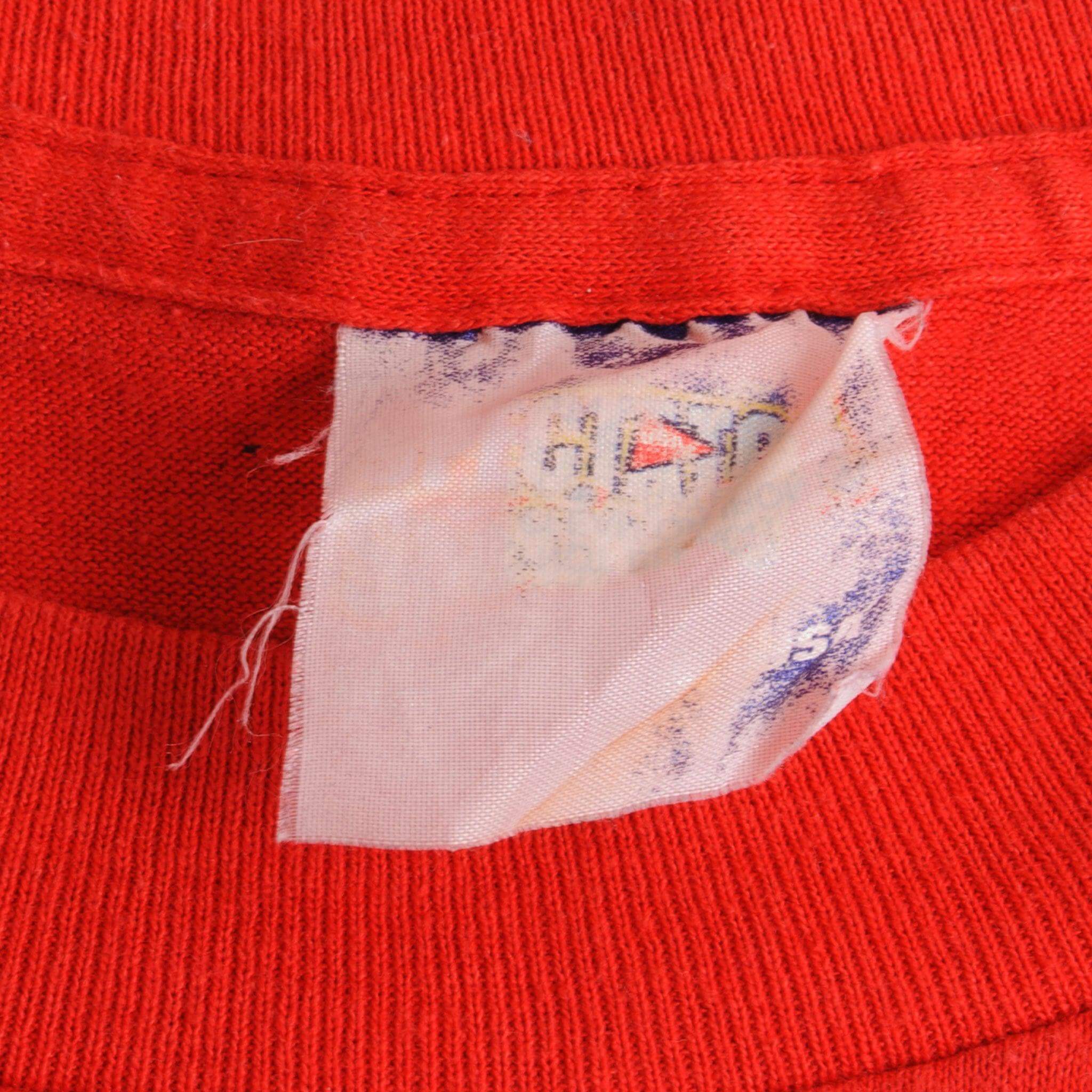 Vintage Red NBA Chicago Bulls 1991 1992 1993 World Champs Tee Shirt Size XLarge. Made In USA