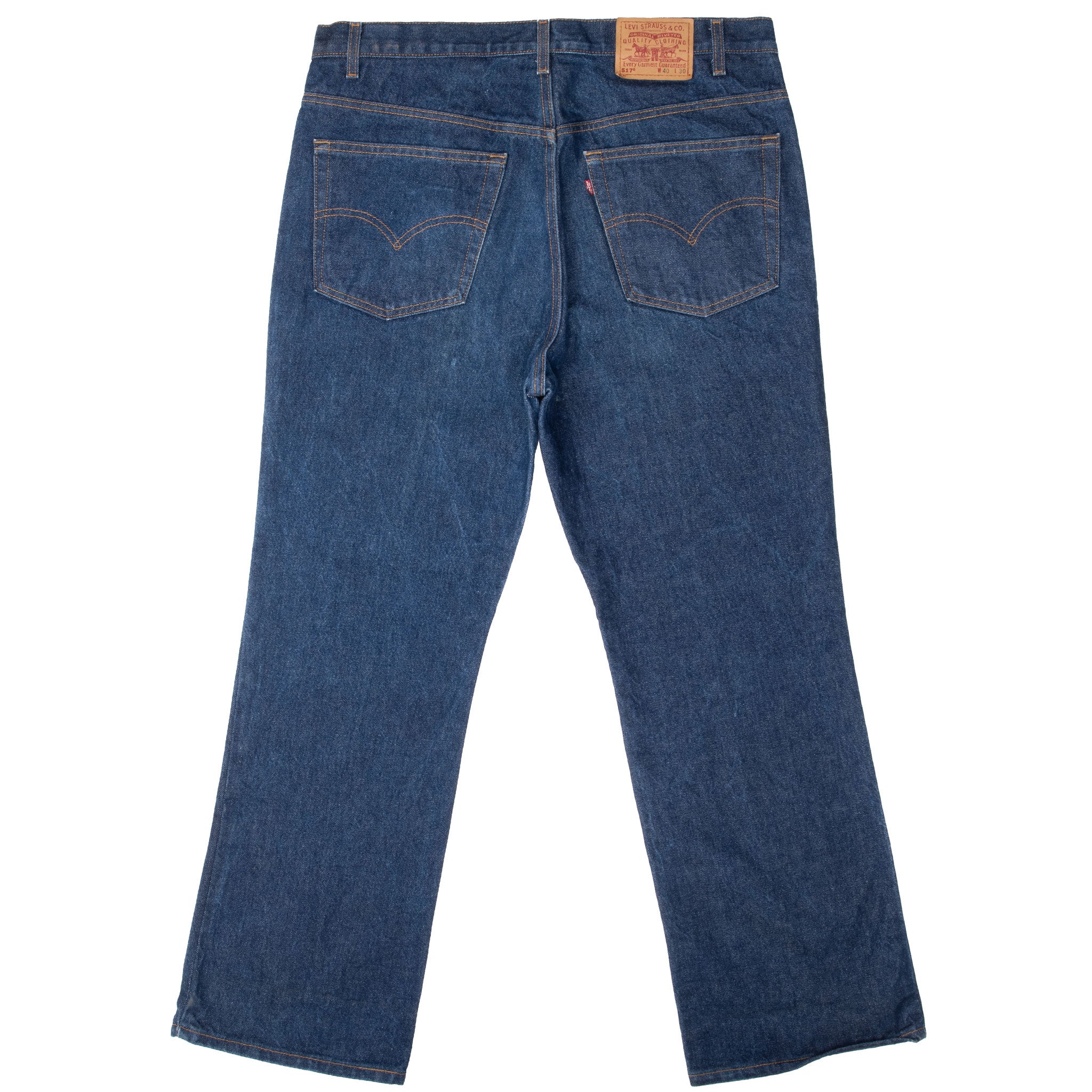 Vintage Levis 517 Bootcut Dark Wash Indigo Jeans 1980S Size 40X30 Made In Usa
Size on tag 40X30
Back Button #554