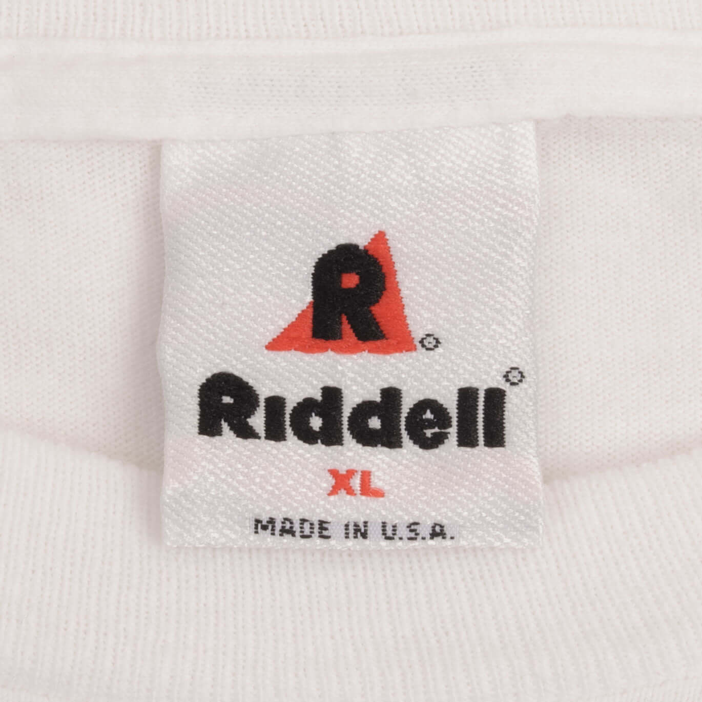 Vintage MLB Cleveland Indians Champions 1997 Tee Shirt Size XL Made In USA With Single Stitch Sleeves