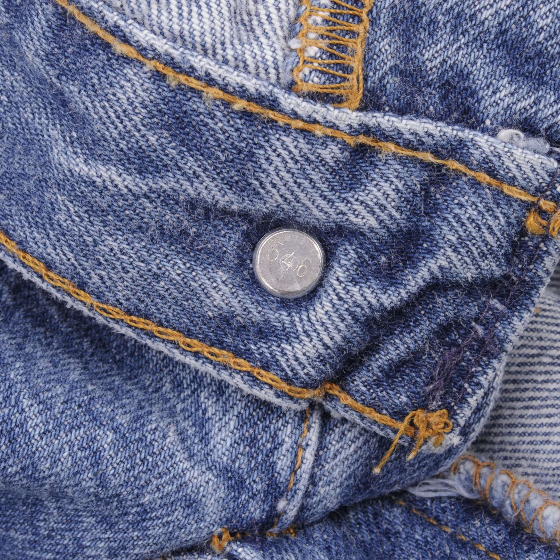 Beautiful Indigo Levis 501 Jeans 1980s Made in USA with Medium Wash Size on tag 40X36 Actual Size 39X32 Back Button #546