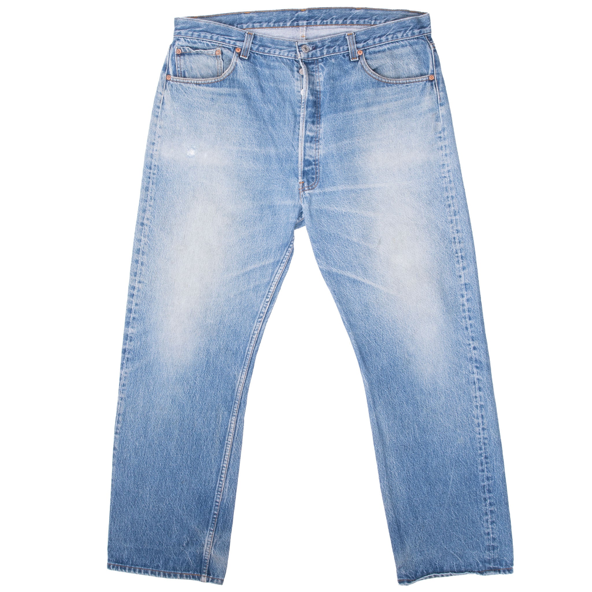 Vintage Levis 501 Indigo Jeans 1980S Size 39X29 Made In Usa With A Medium Light Wash
Size On Tag 42X32 Actual Size 39X29
Back Button #552