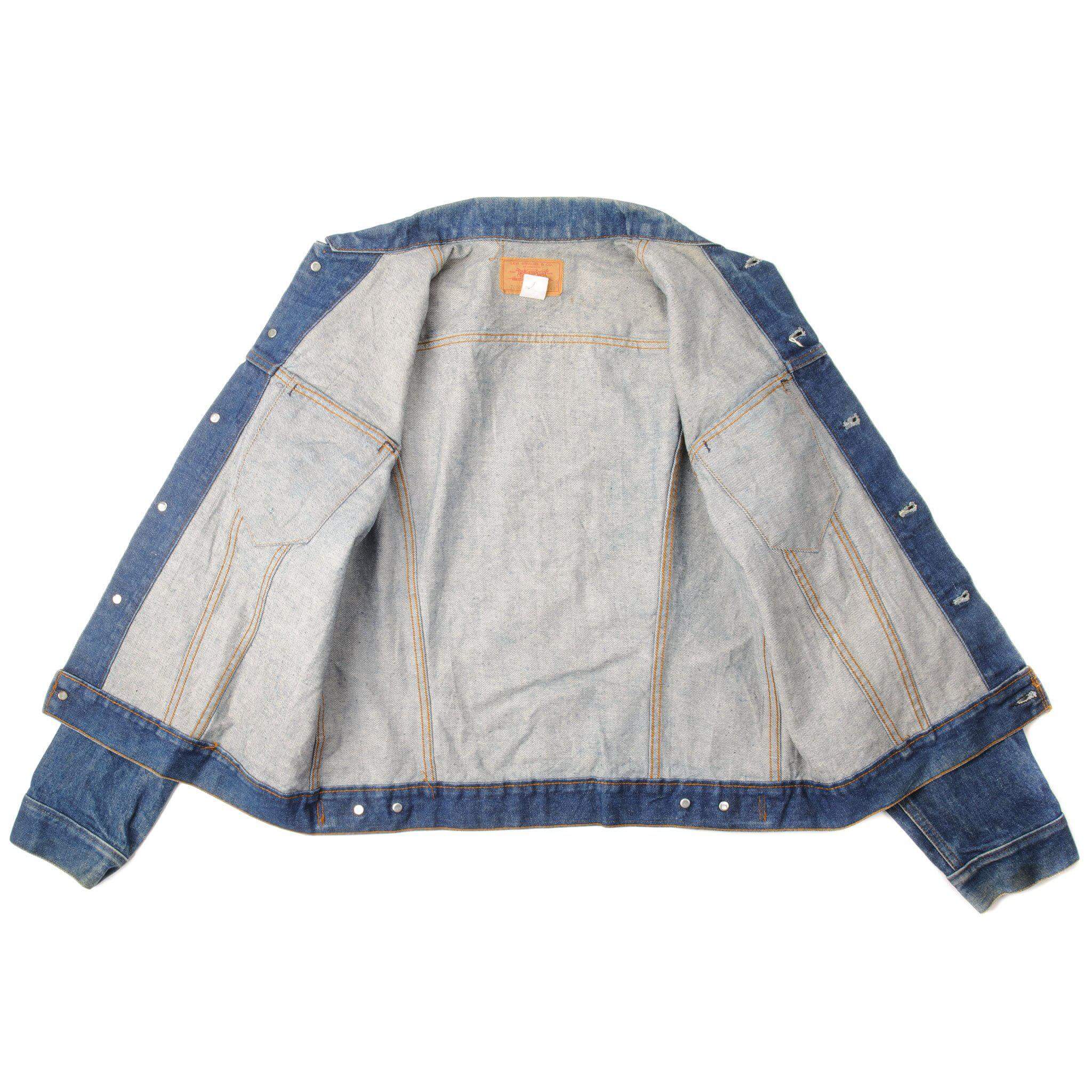 VINTAGE LEVIS TYPE 3 JACKET 2 POCKETS SINGLE STITCH SIZE 42 MADE IN USA