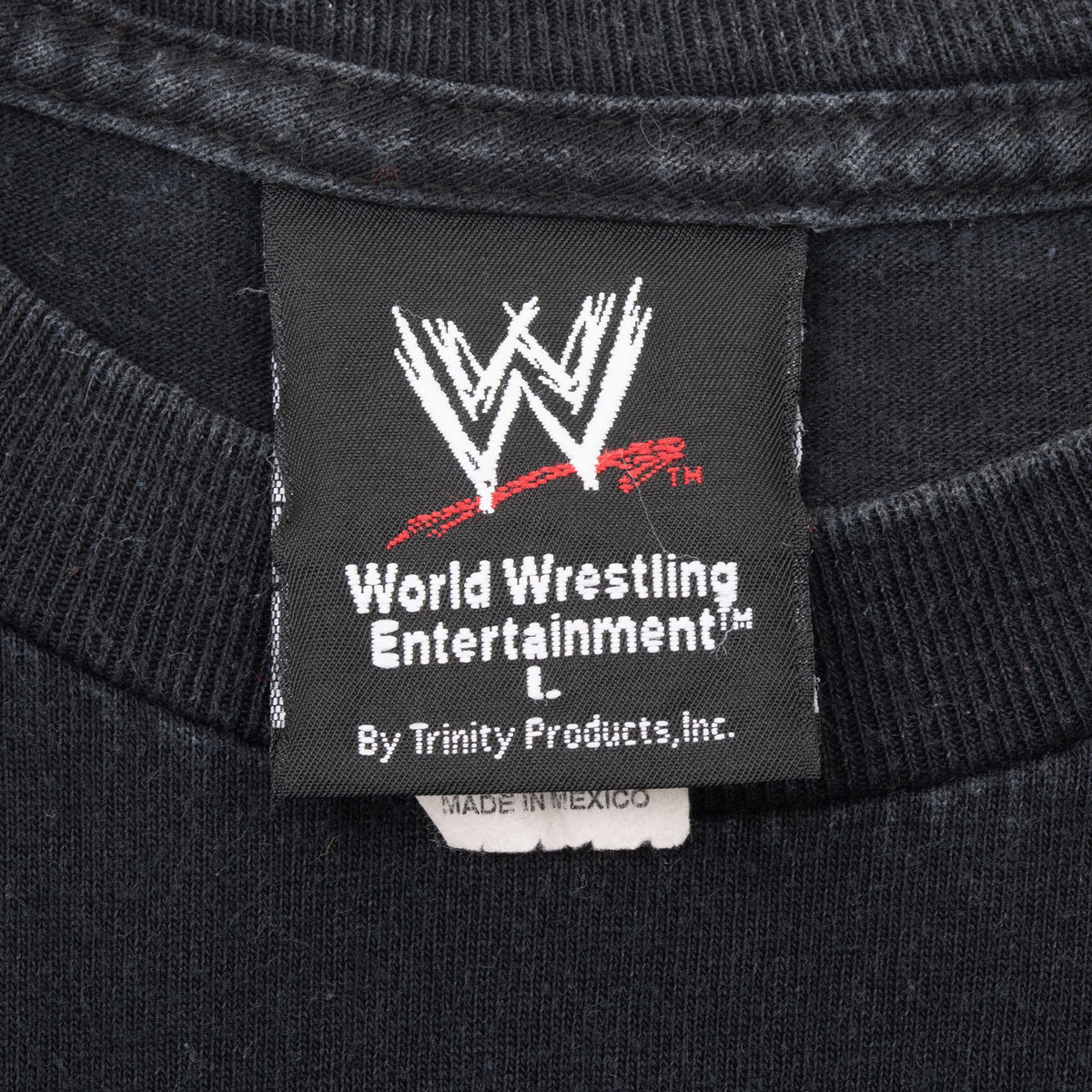 WWE World Wrestling Entertainment neck label on black Undertaker T-shirt