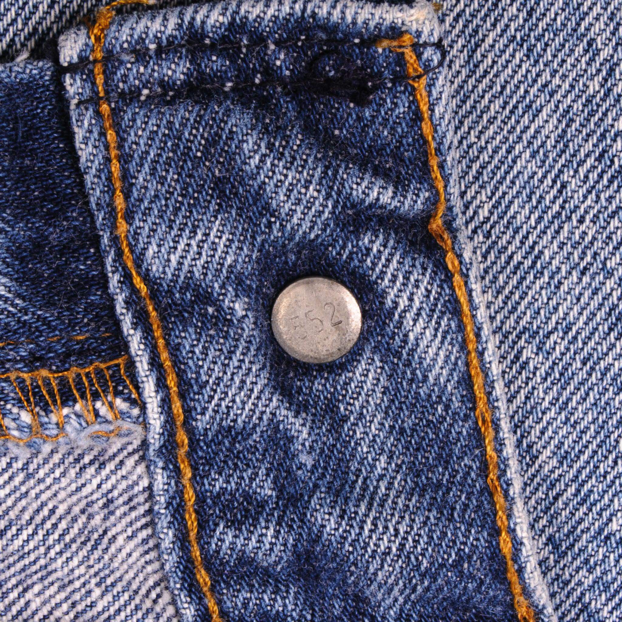 VINTAGE LEVIS 501 JEANS INDIGO SIZE W30 L27 MADE IN USA