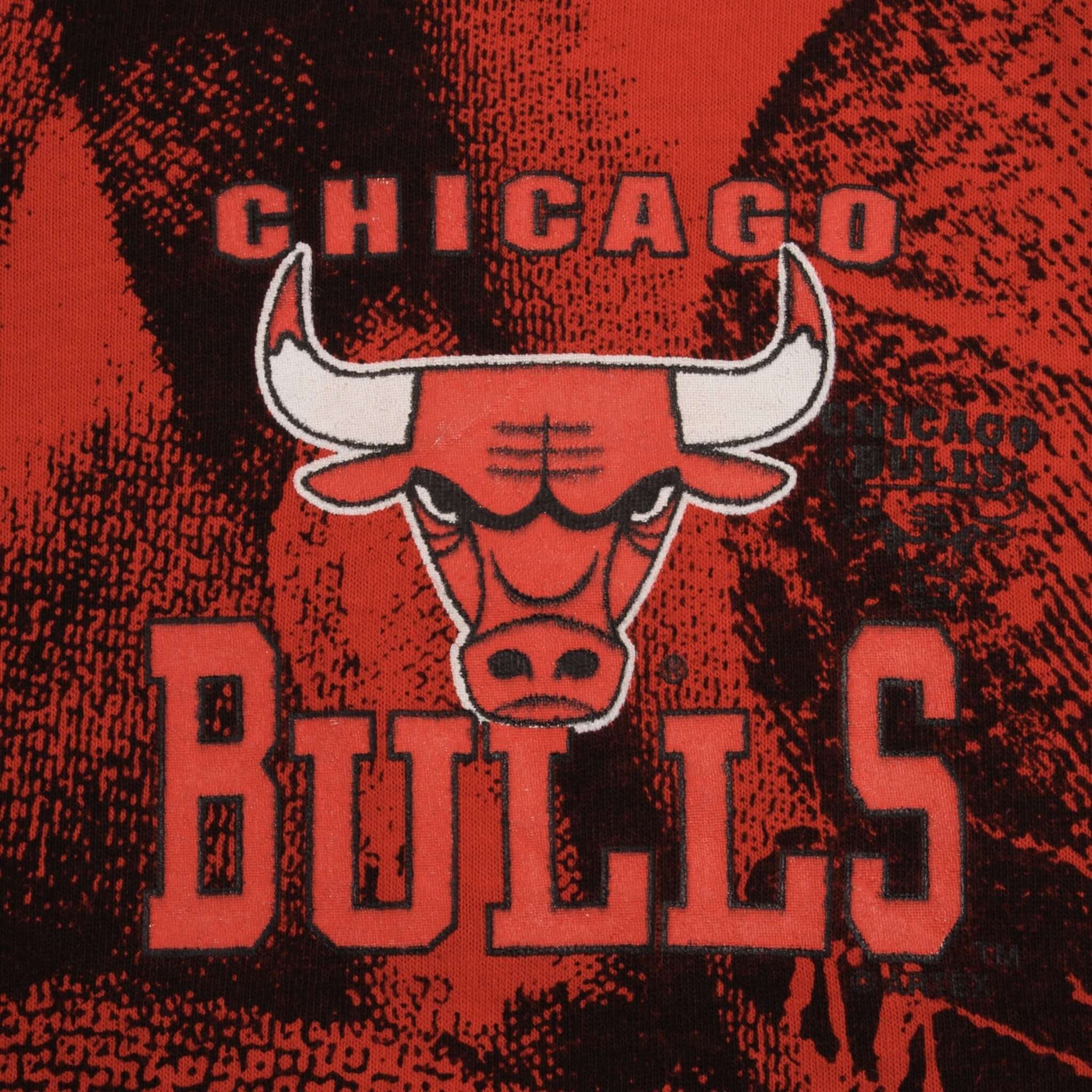 Vintage Chicago Bulls 1990s Tee Shirt Size Medium Made In USA With Single Stitch Sleeves