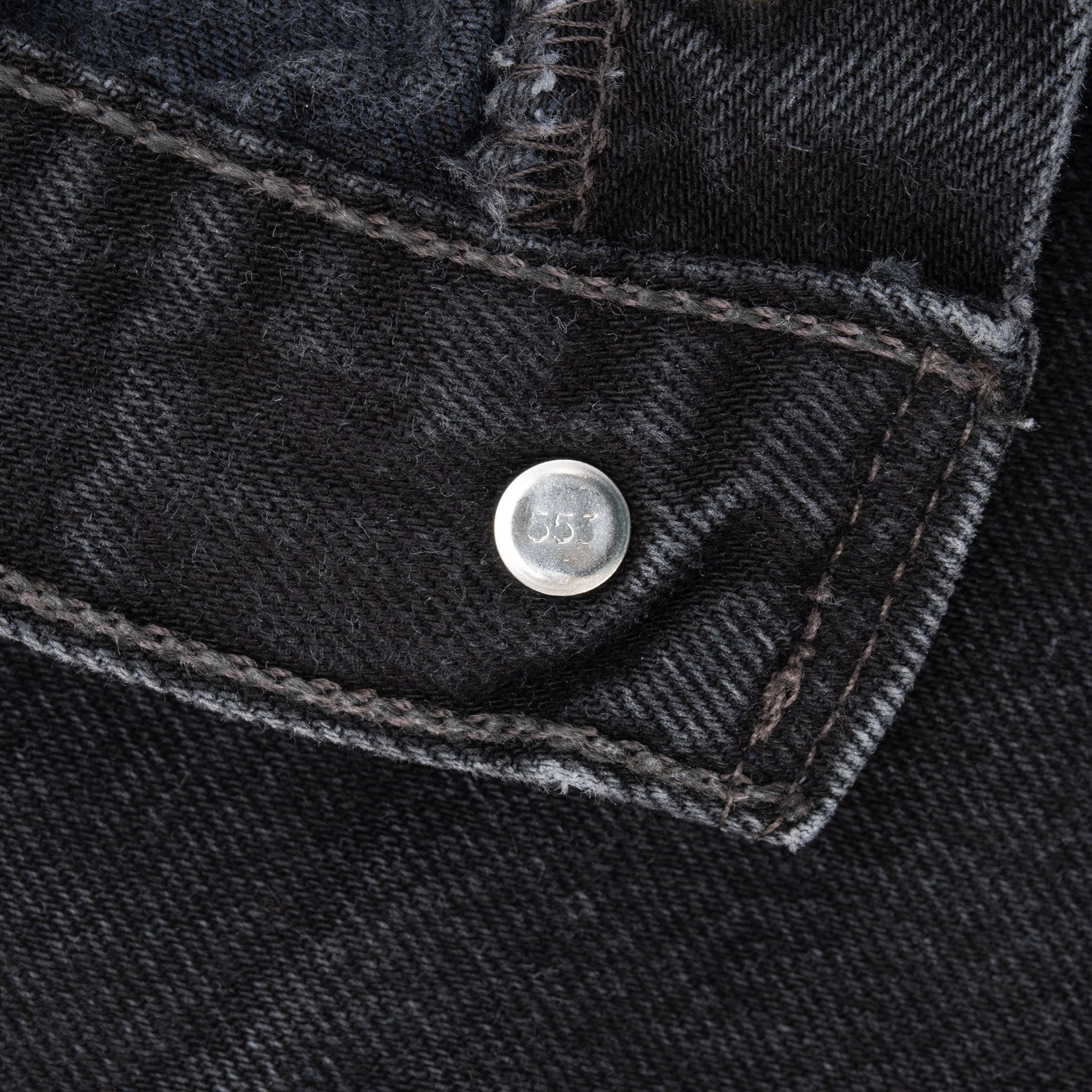 Vintage Levis 501 Black Jeans 1990S Size W31 L30 Made In Usa
Size On Tag : 33X32 Actual Size 31X30
Back Button #553