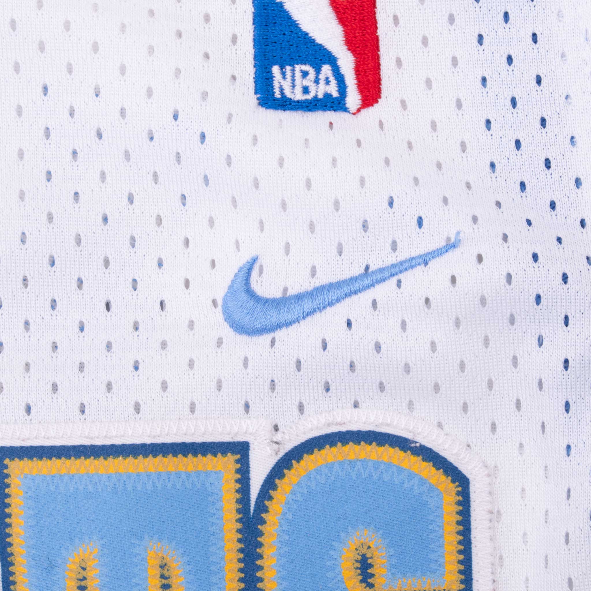 Vintage Nba Denver Nuggets Carmelo Anthony #15 Nike Jersey 2000S Size Medium Youth